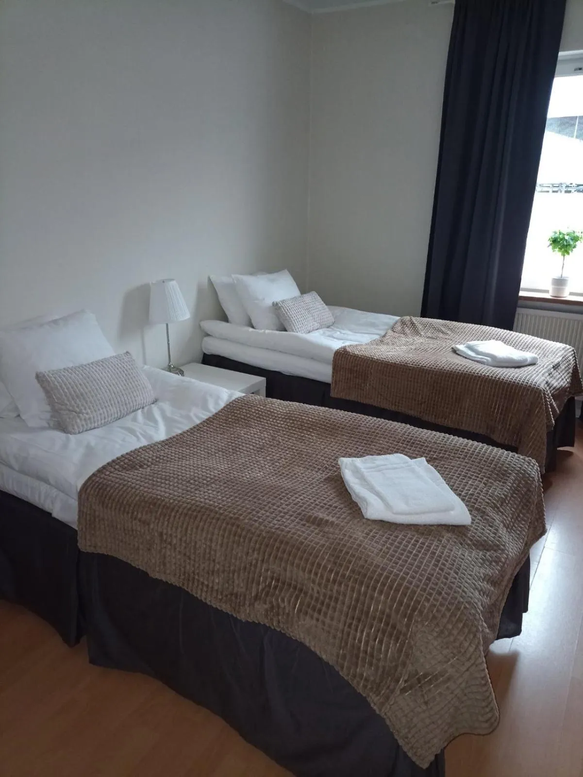 Bed in Hotell Skinnargården