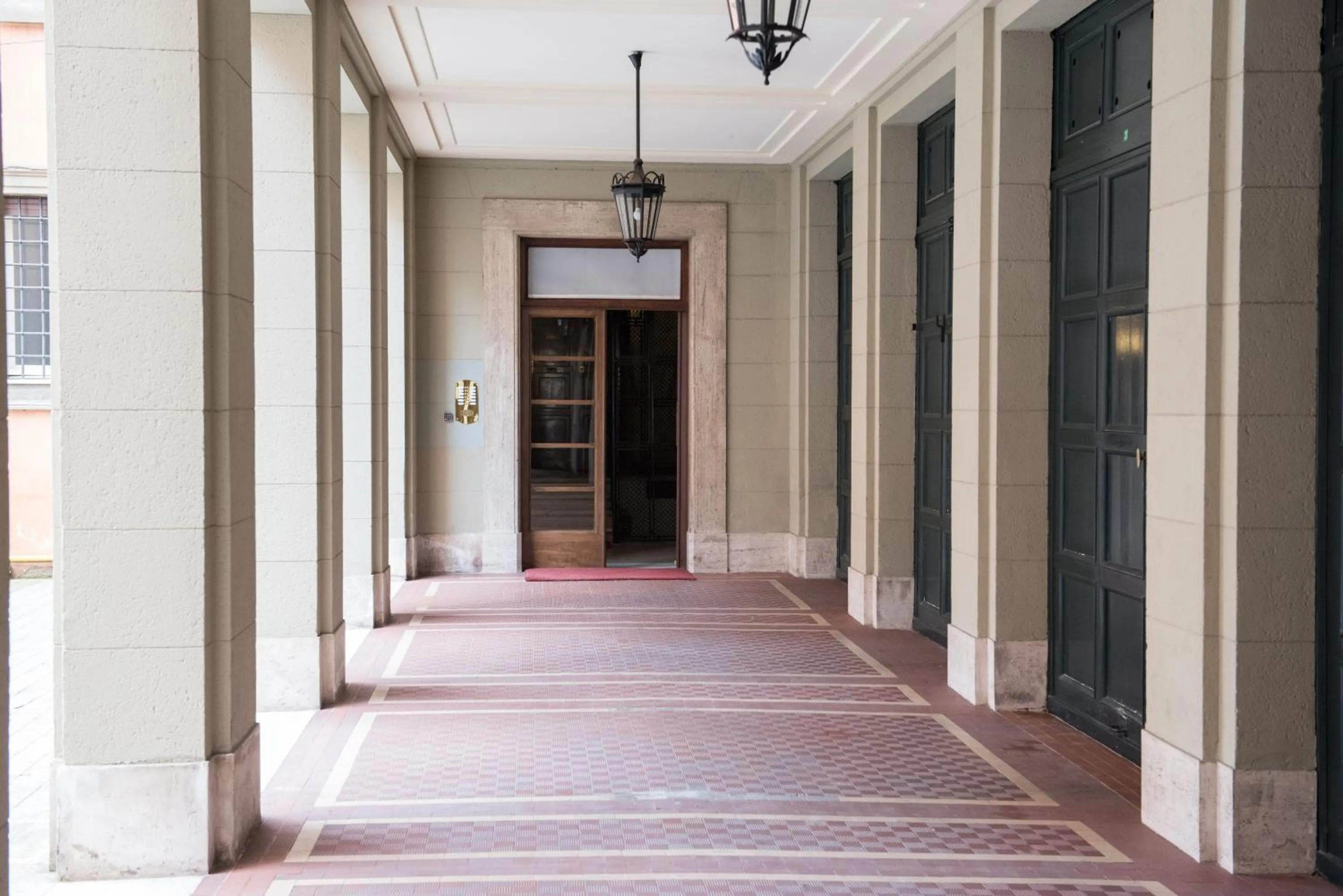 Facade/entrance in Domus Giulia