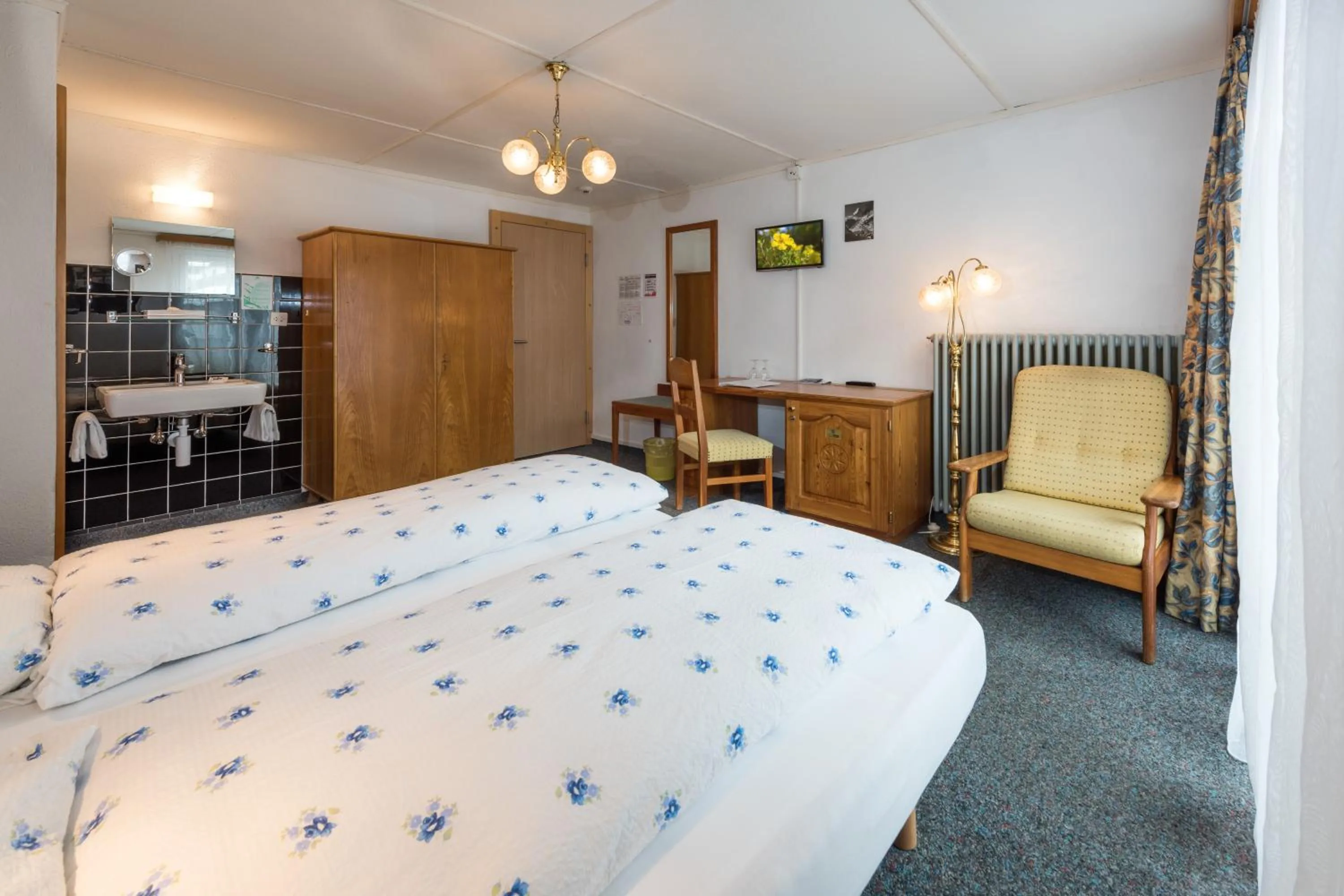 TV and multimedia, Bed in Hotel Rhodania