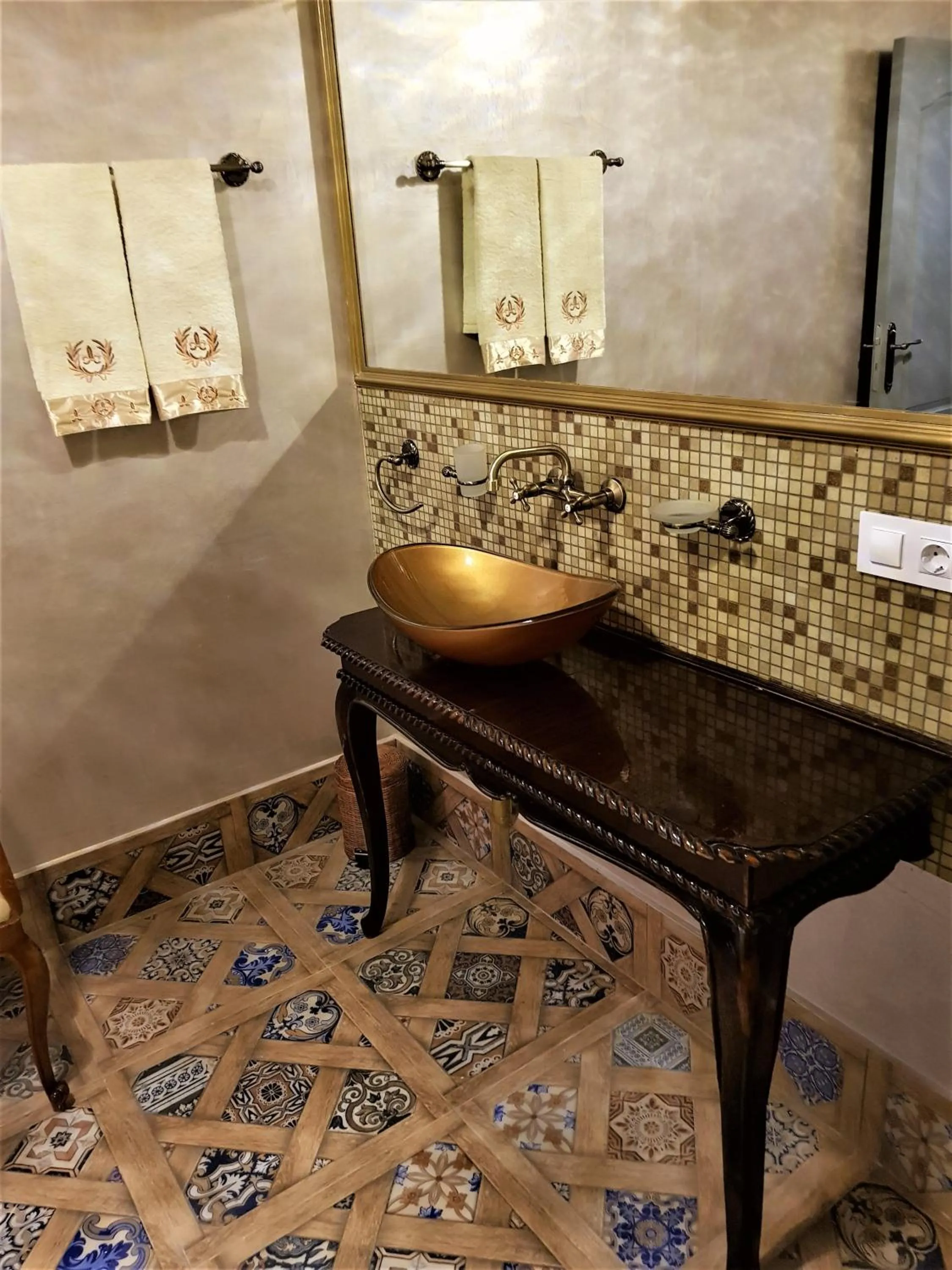 NF Palace Old City Bucharest