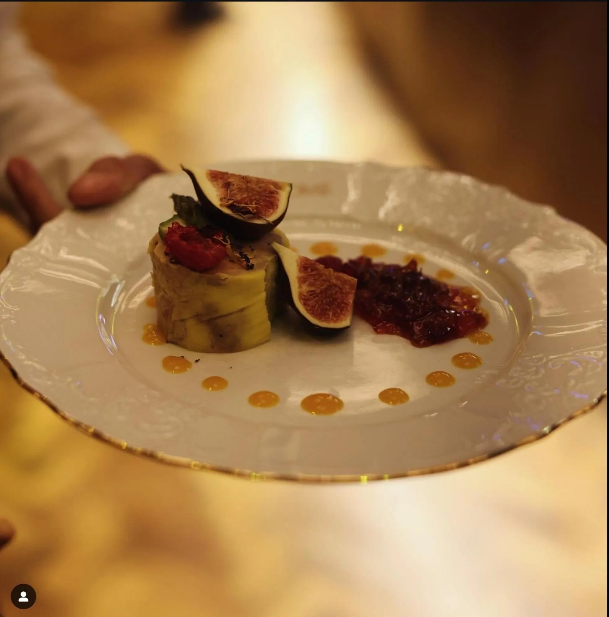 Food and drinks in NF Palace Old City Bucharest