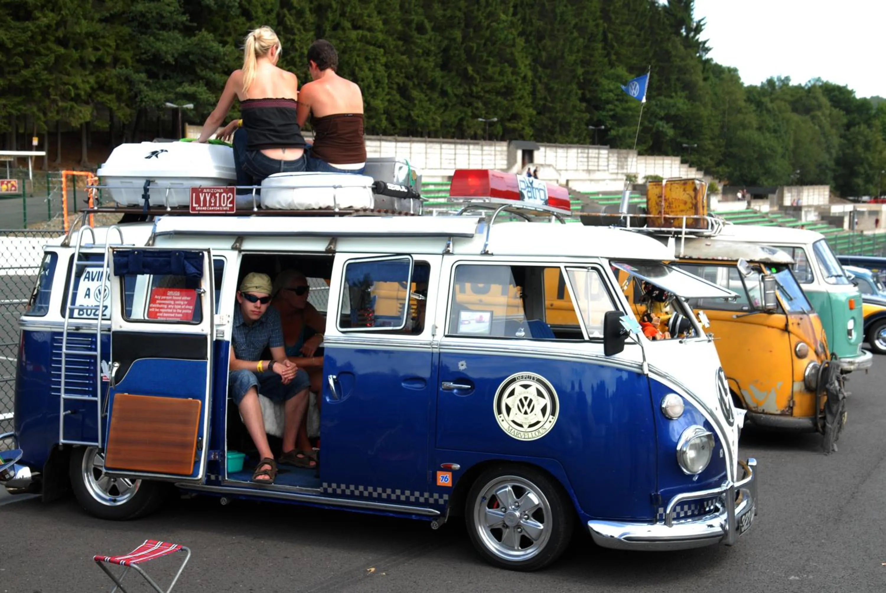 Day in Le Bernister parking privé