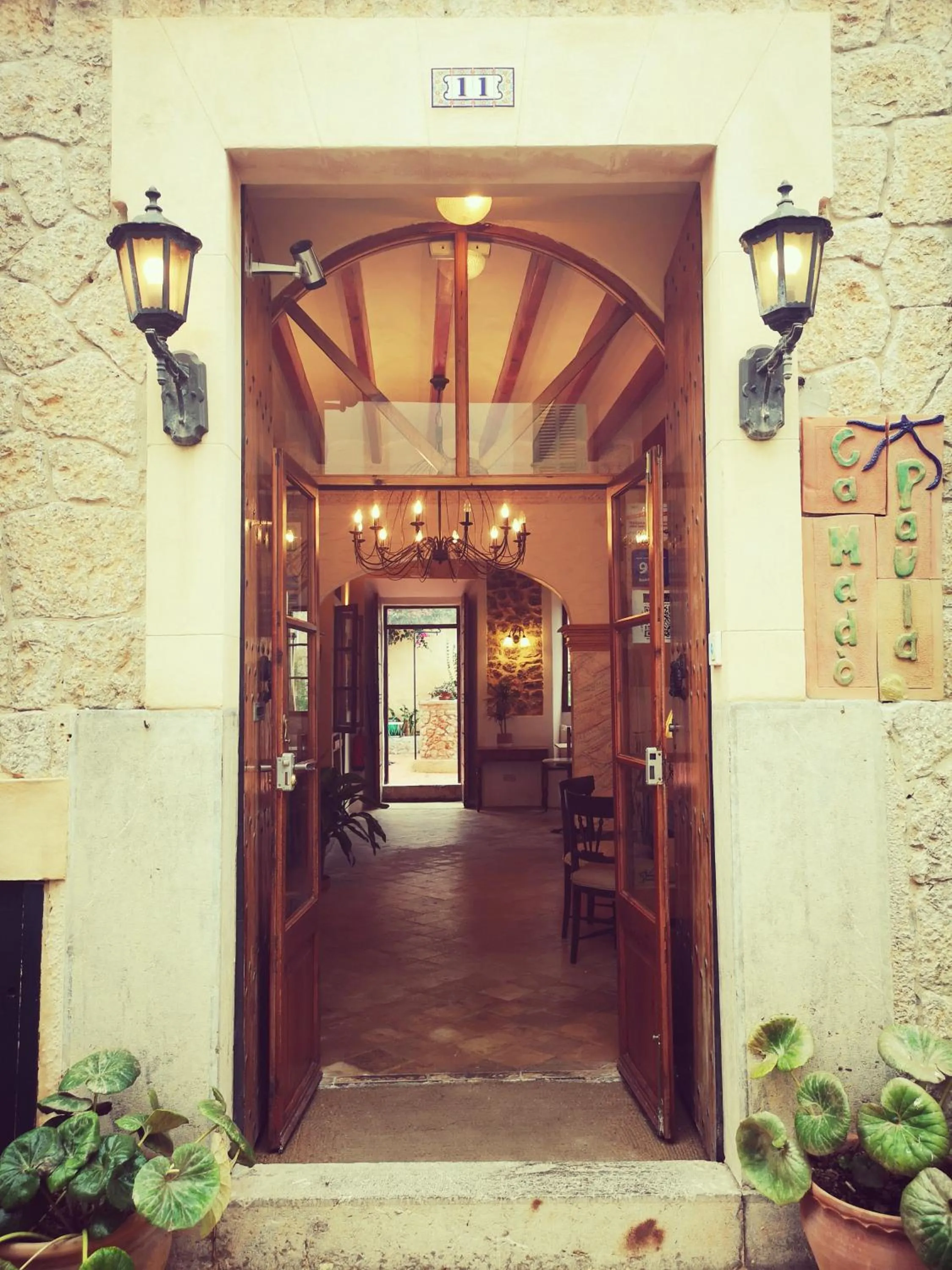 Facade/entrance in Hotel D´Interior Ca Mado Paula