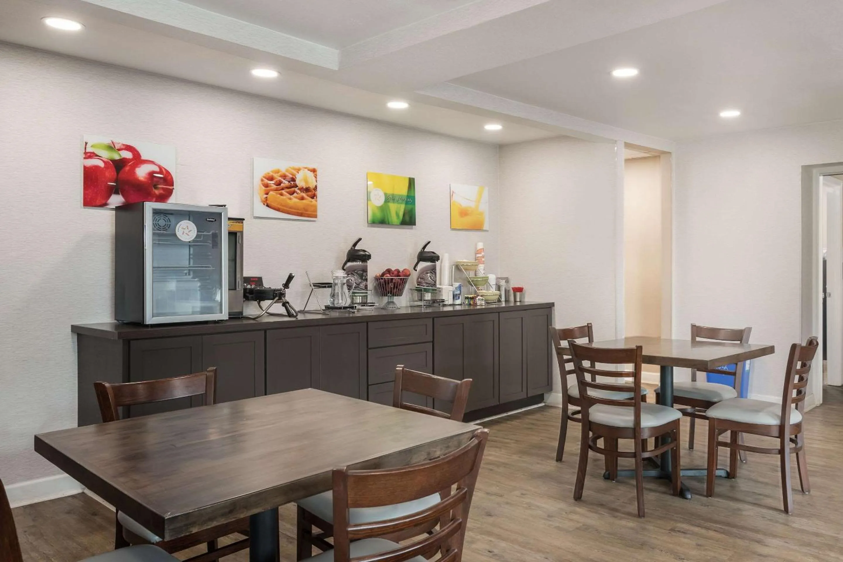 Breakfast in Quality Inn Gastonia East