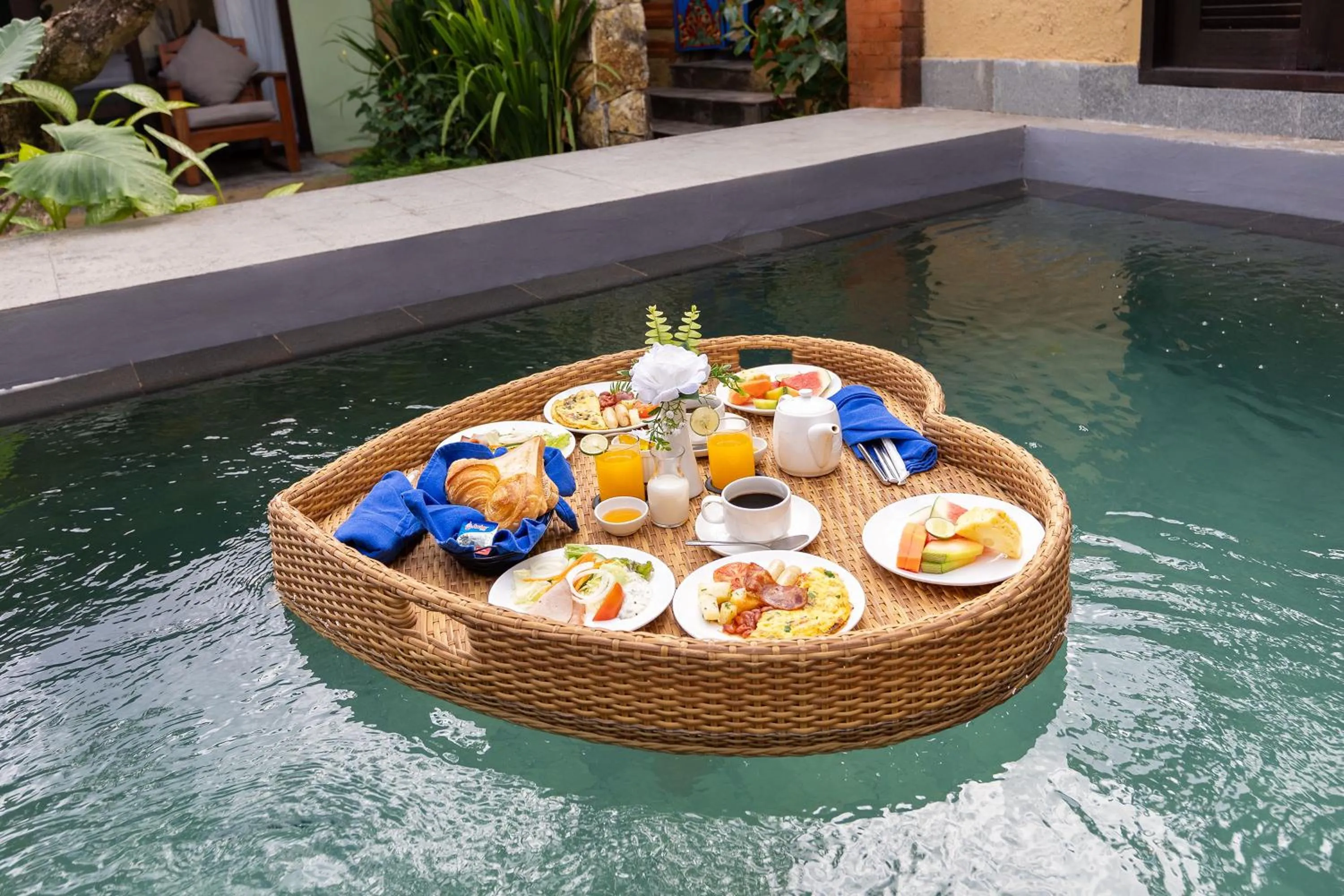 Breakfast in Rama Beach Resort and Villas