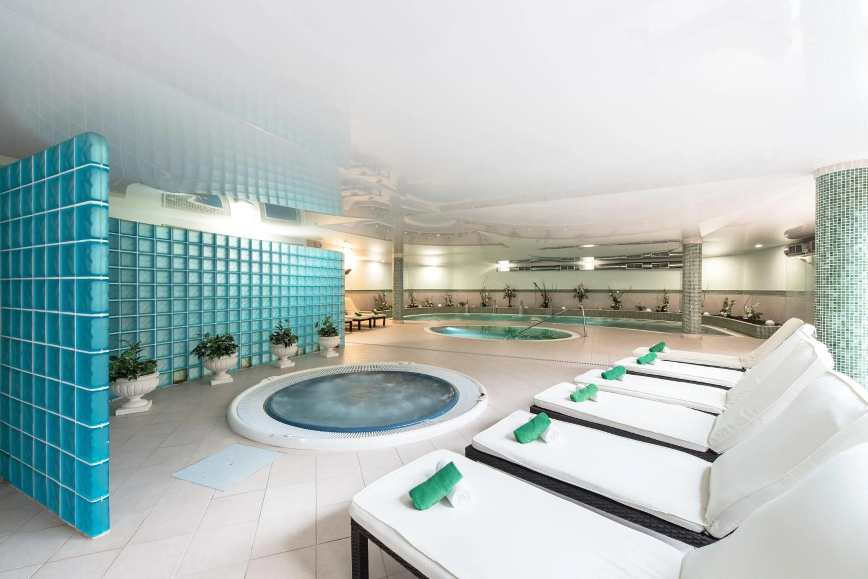 Spa and wellness centre/facilities in Sun Grove Villas & Spa