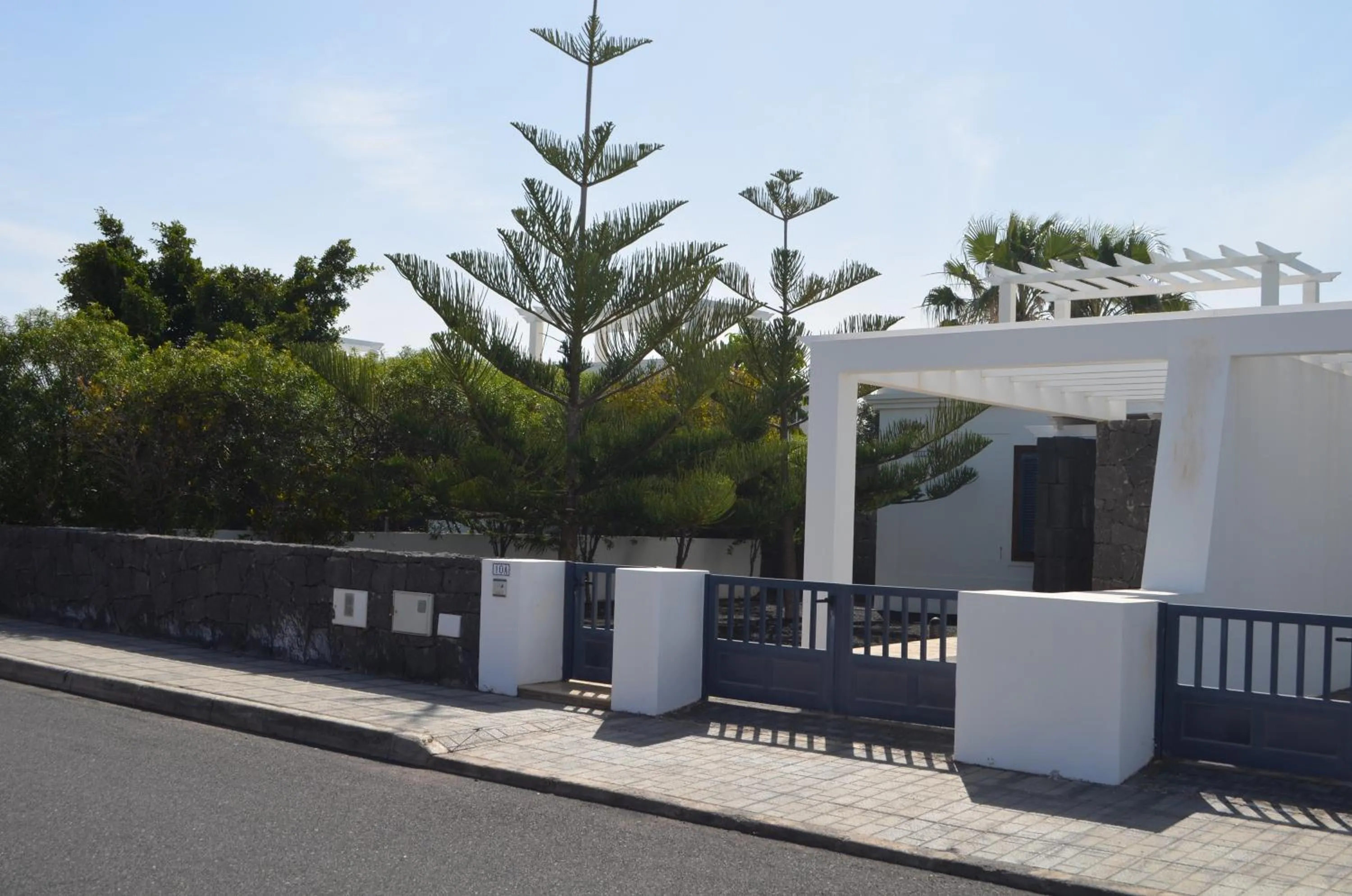 Property building in Sun Grove Villas & Spa