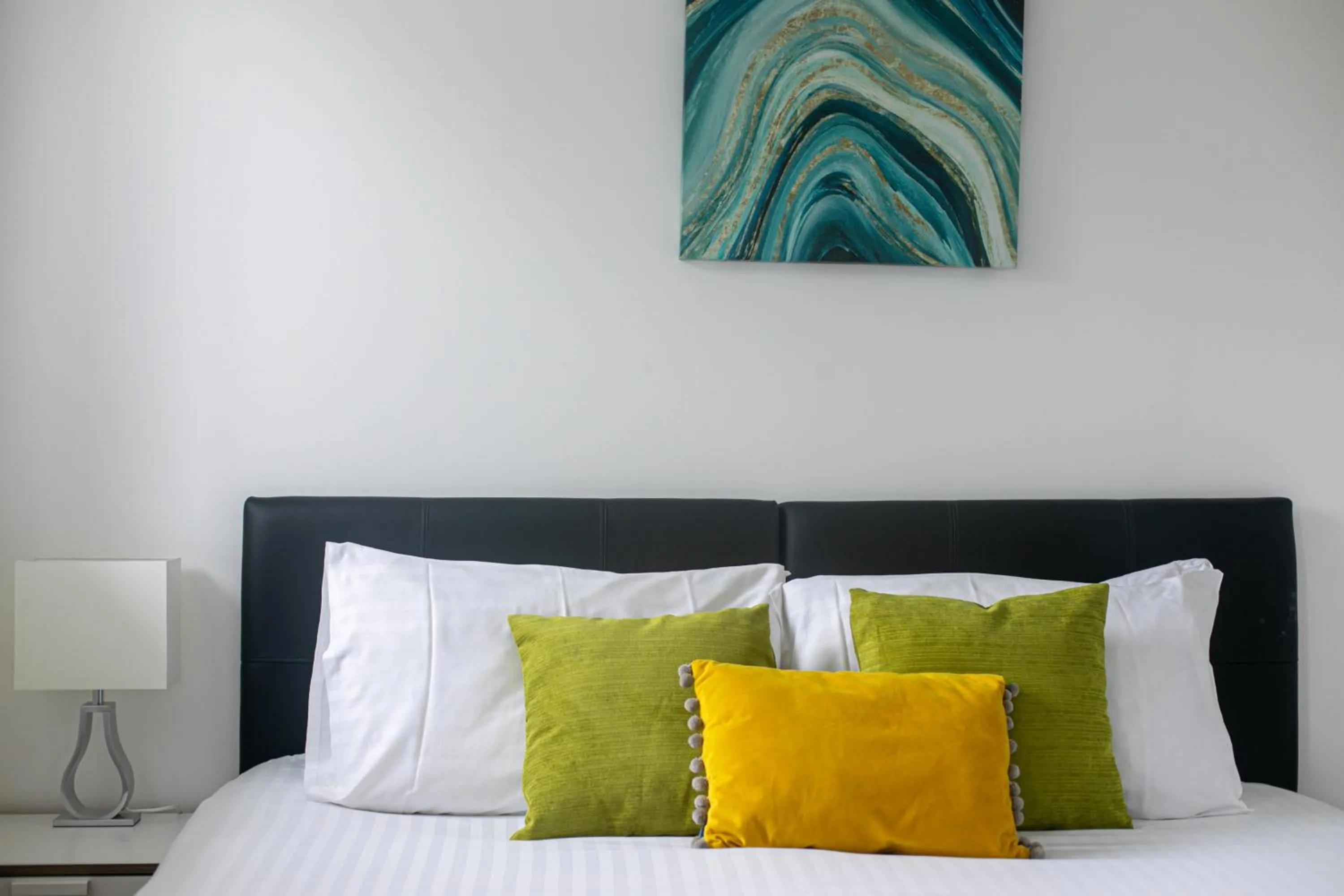 Bedroom, Bed in Skyvillion - COZY APARTMENTS in Enfield Town With Free Parking & Wifi