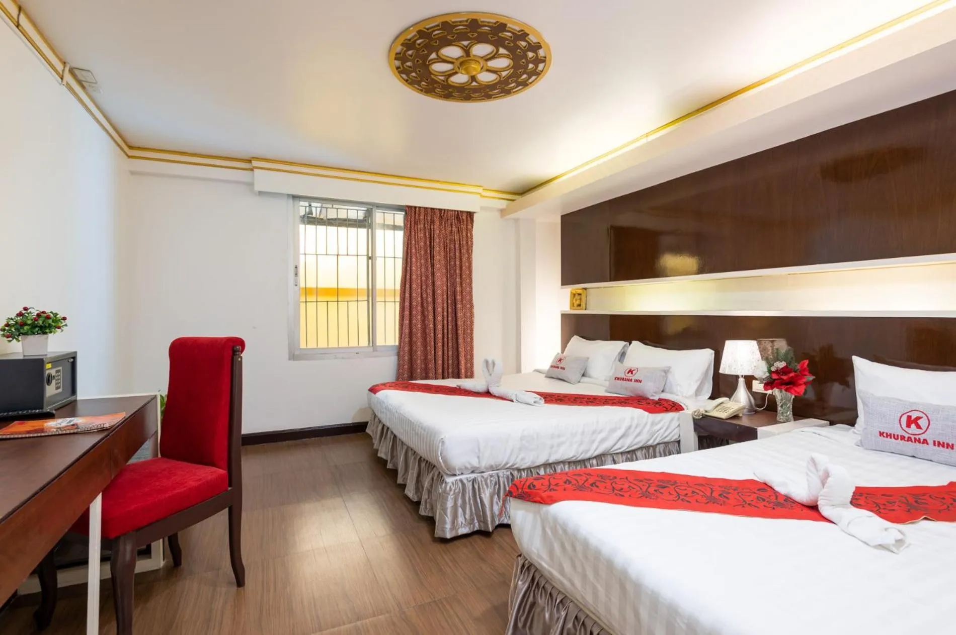 Bathroom, Bed in Khurana Inn