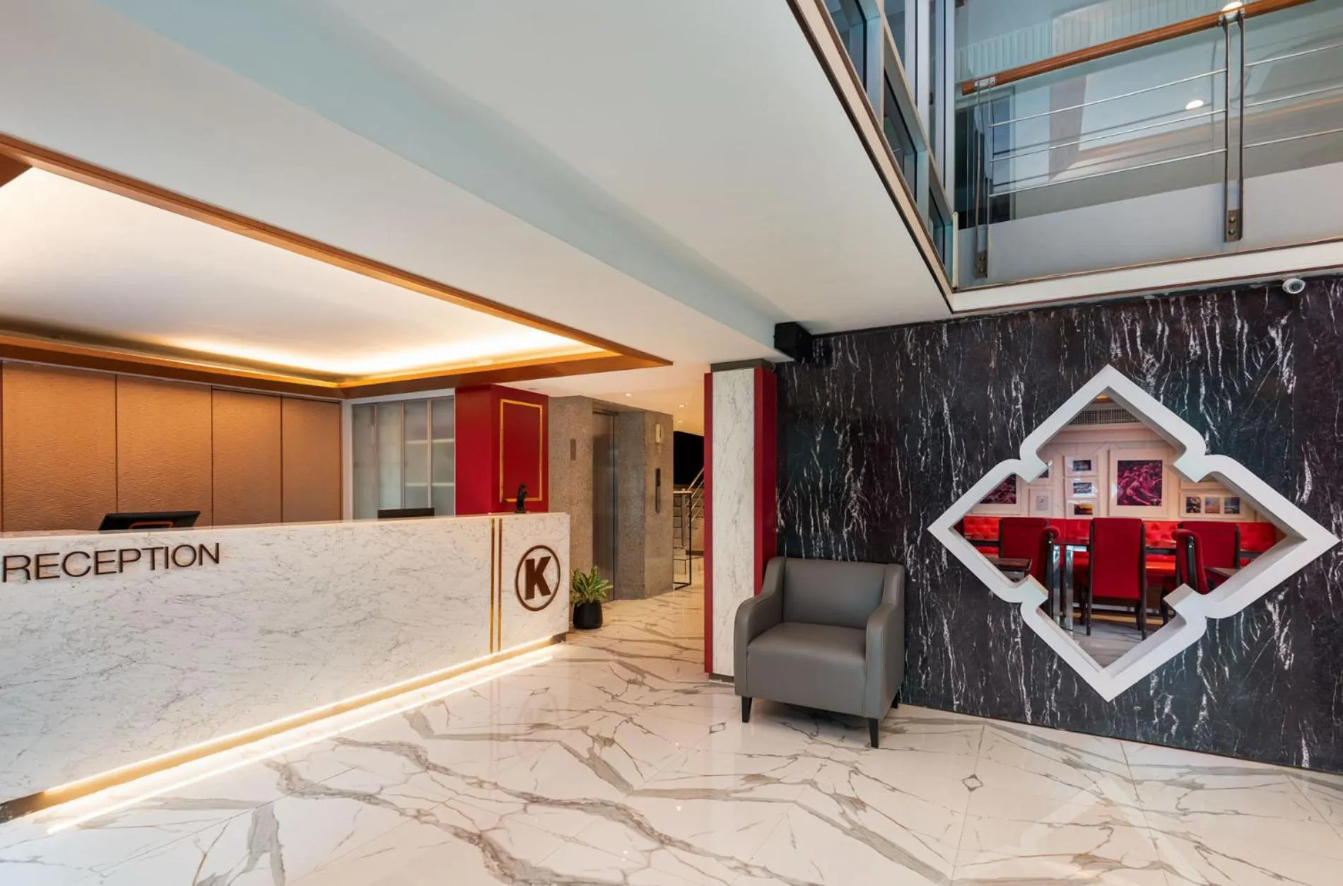 Lobby or reception in Khurana Inn