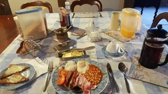 Dining area in Bluebell Farm
