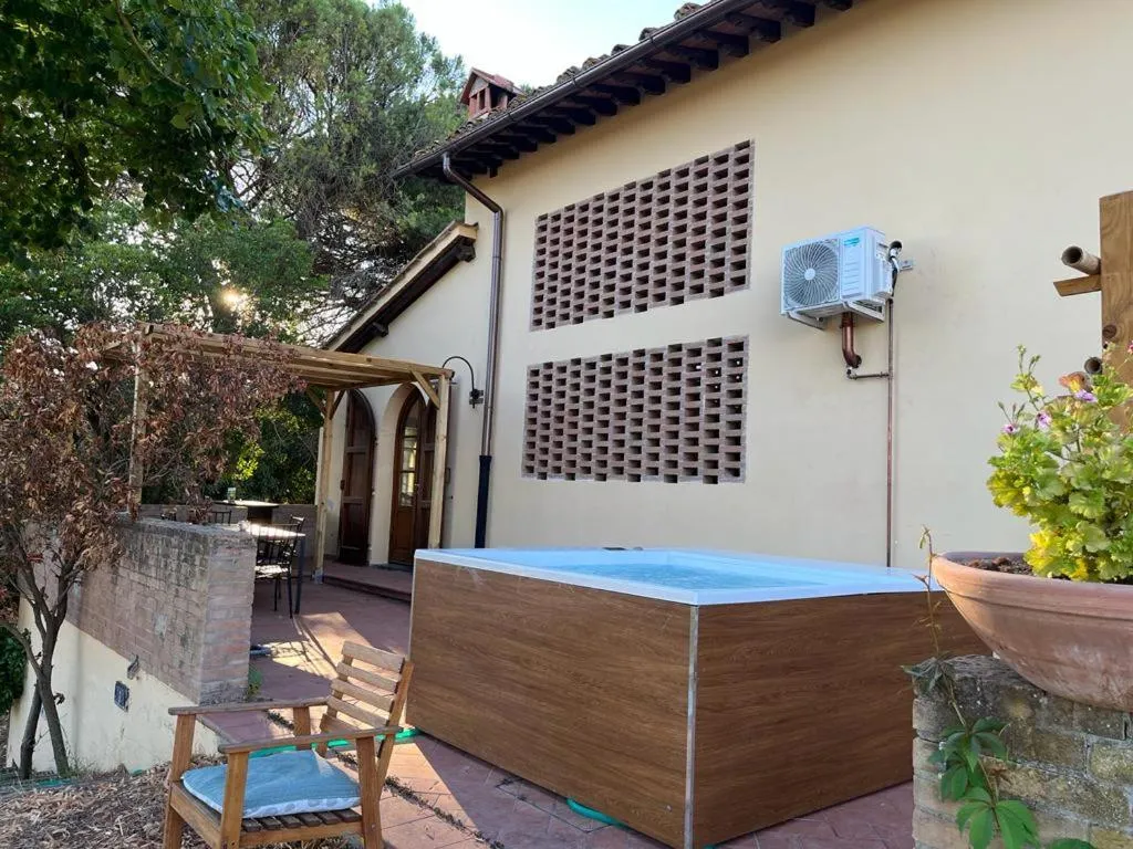 Patio in Gatto Bianco Tizzauli