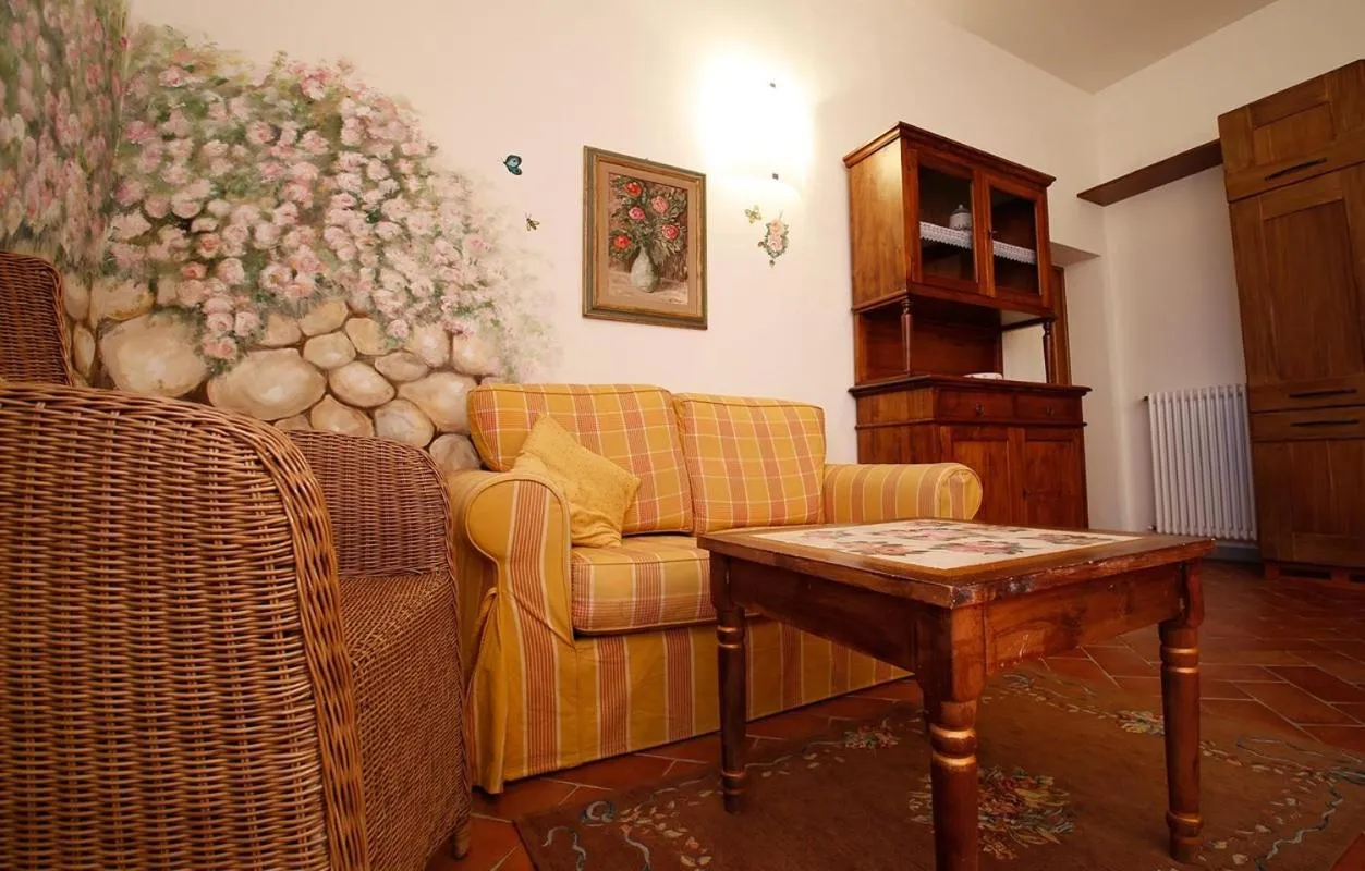 Gatto Bianco Tizzauli