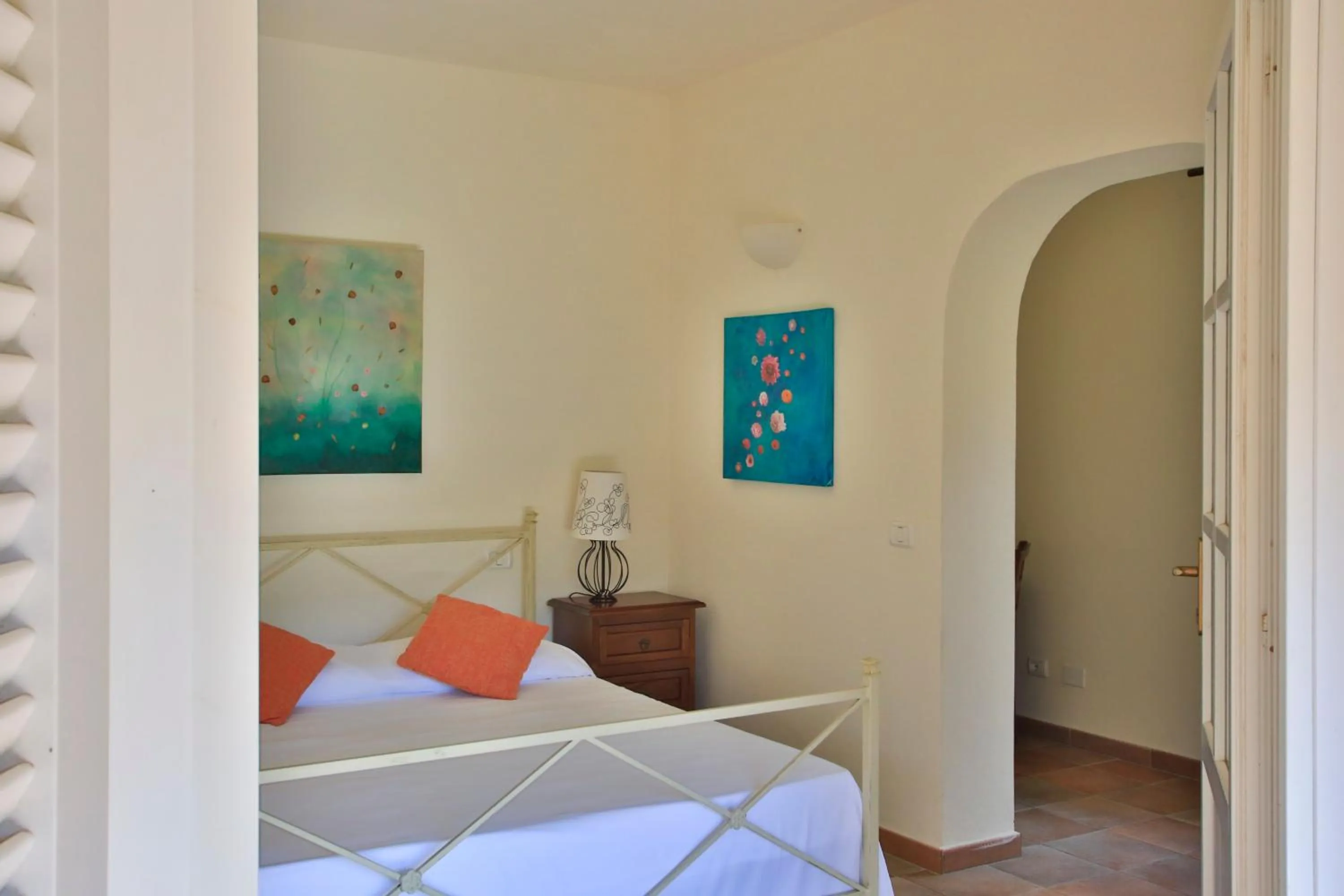 Decorative detail, Bed in Hotel Santo Stefano