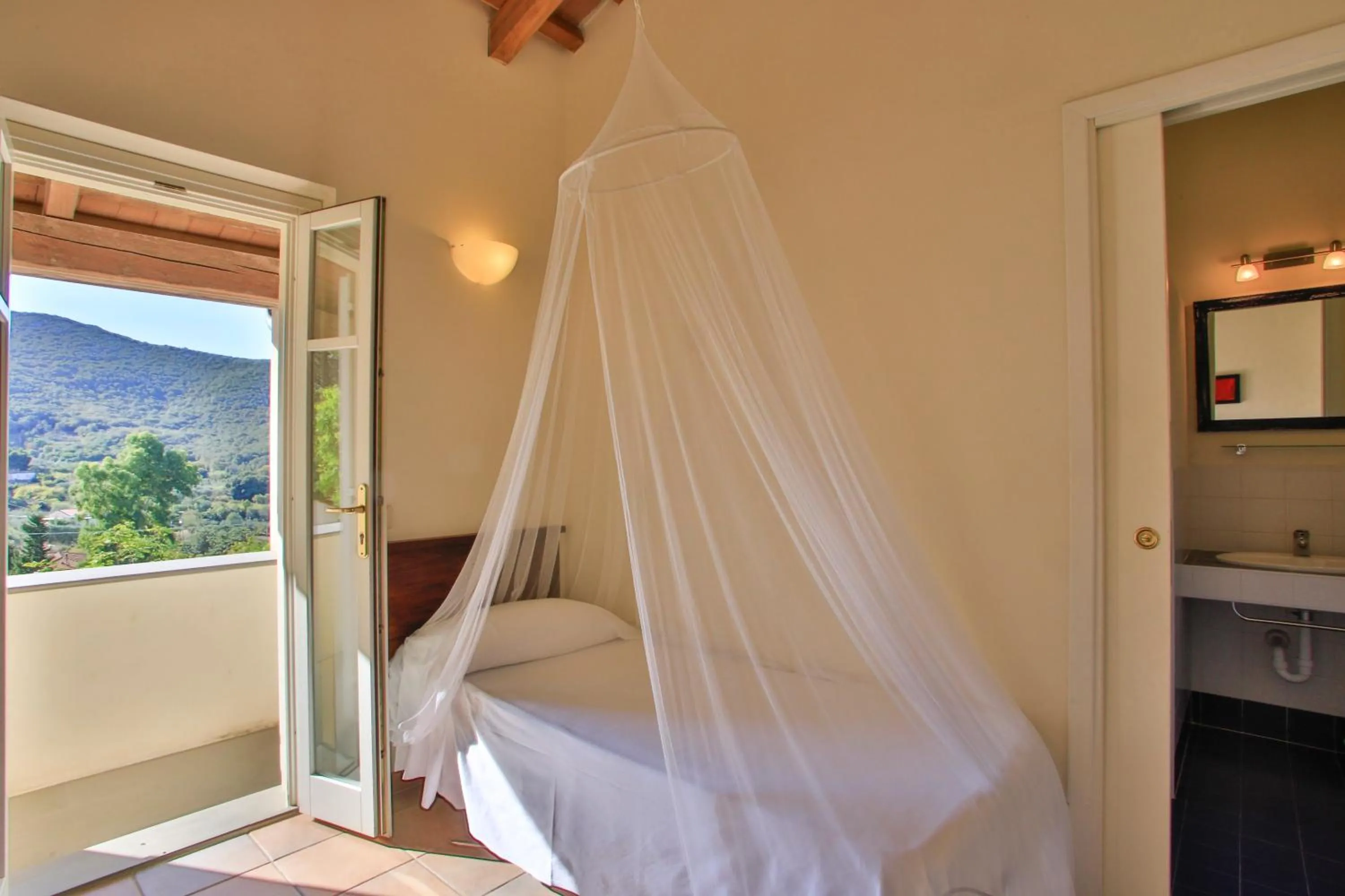 Bed in Hotel Santo Stefano