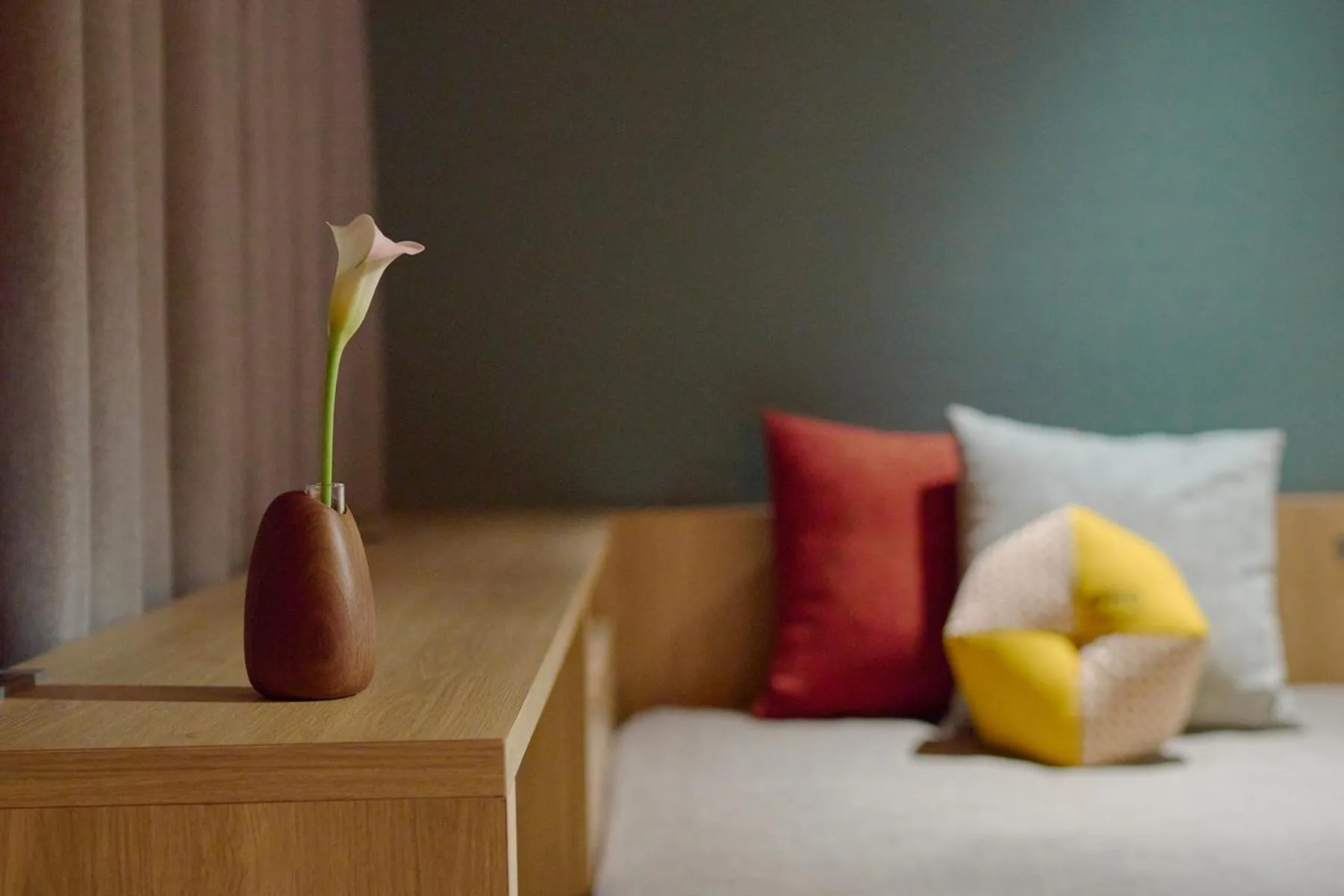 Photo of the whole room, Bed in OMO7 Asahikawa by Hoshino Resorts