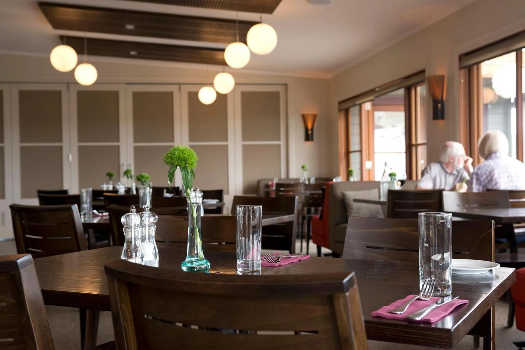 Restaurant/places to eat in Plume Villas