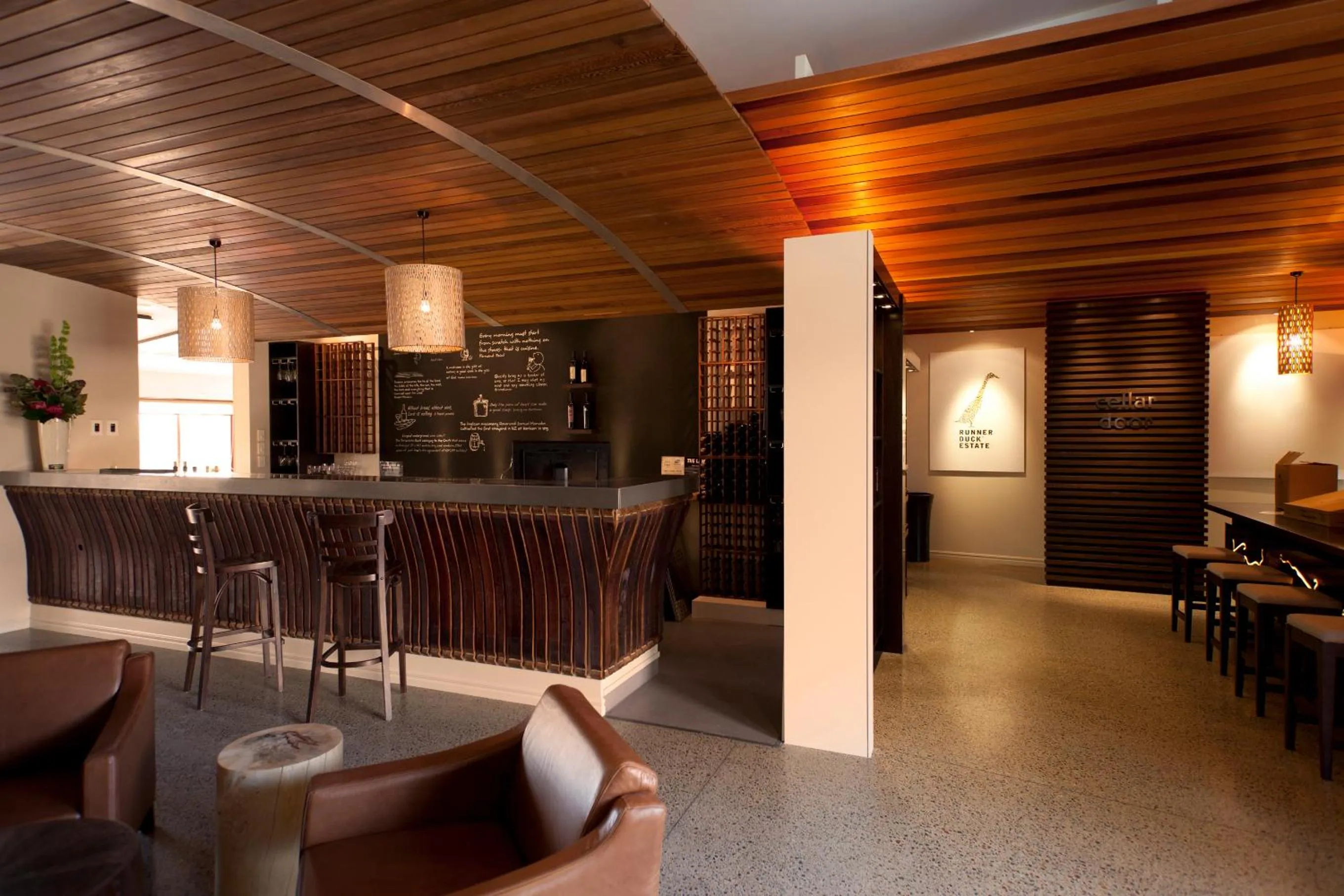 Restaurant/places to eat in Plume Villas