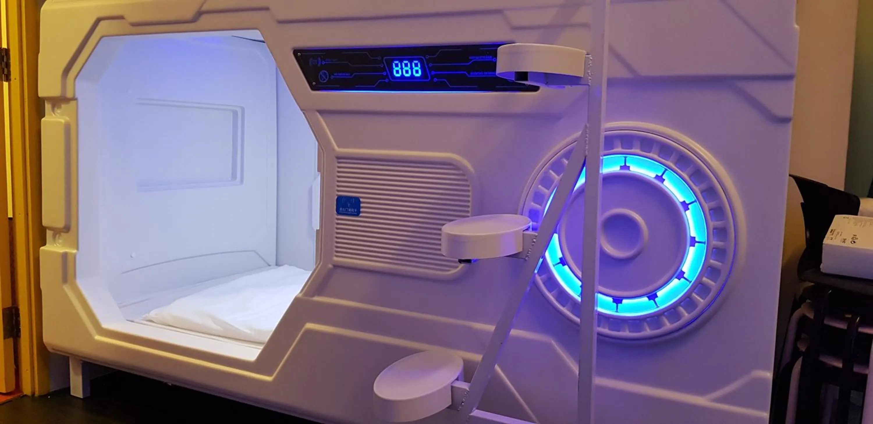 Galaxy Pods @ Chinatown