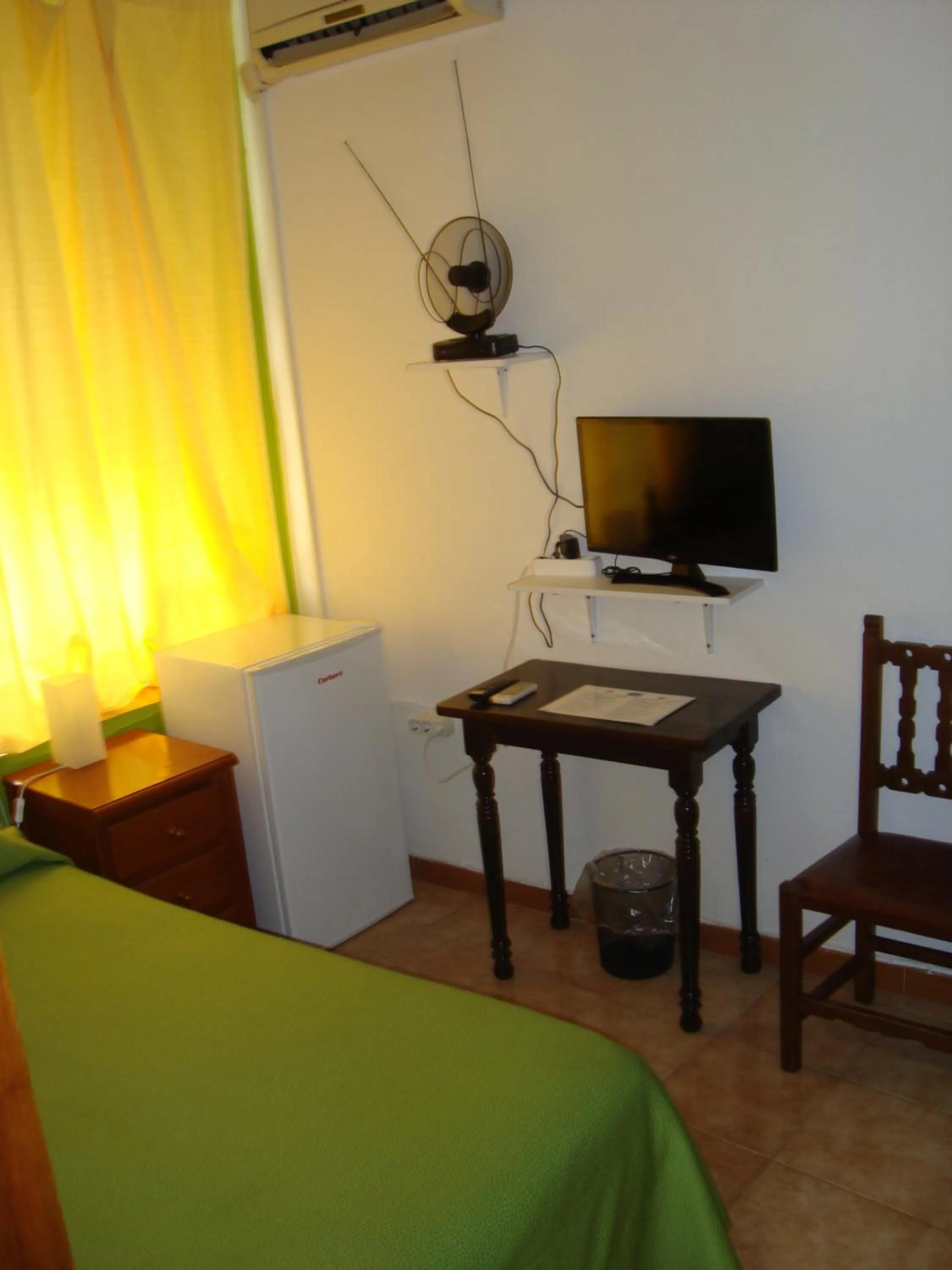 Bedroom, Bed in Hostal Durán