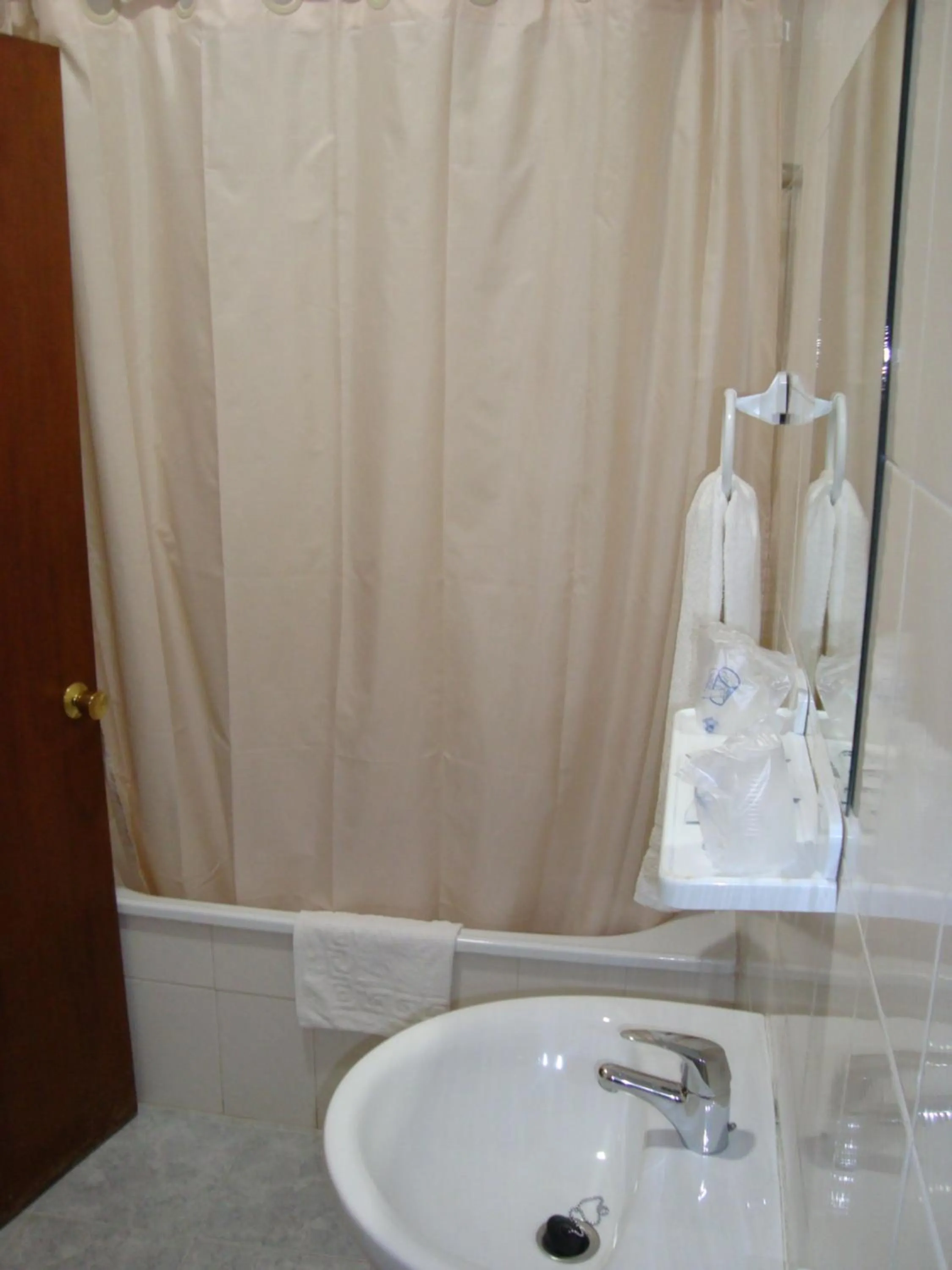 Bathroom in Hostal Durán