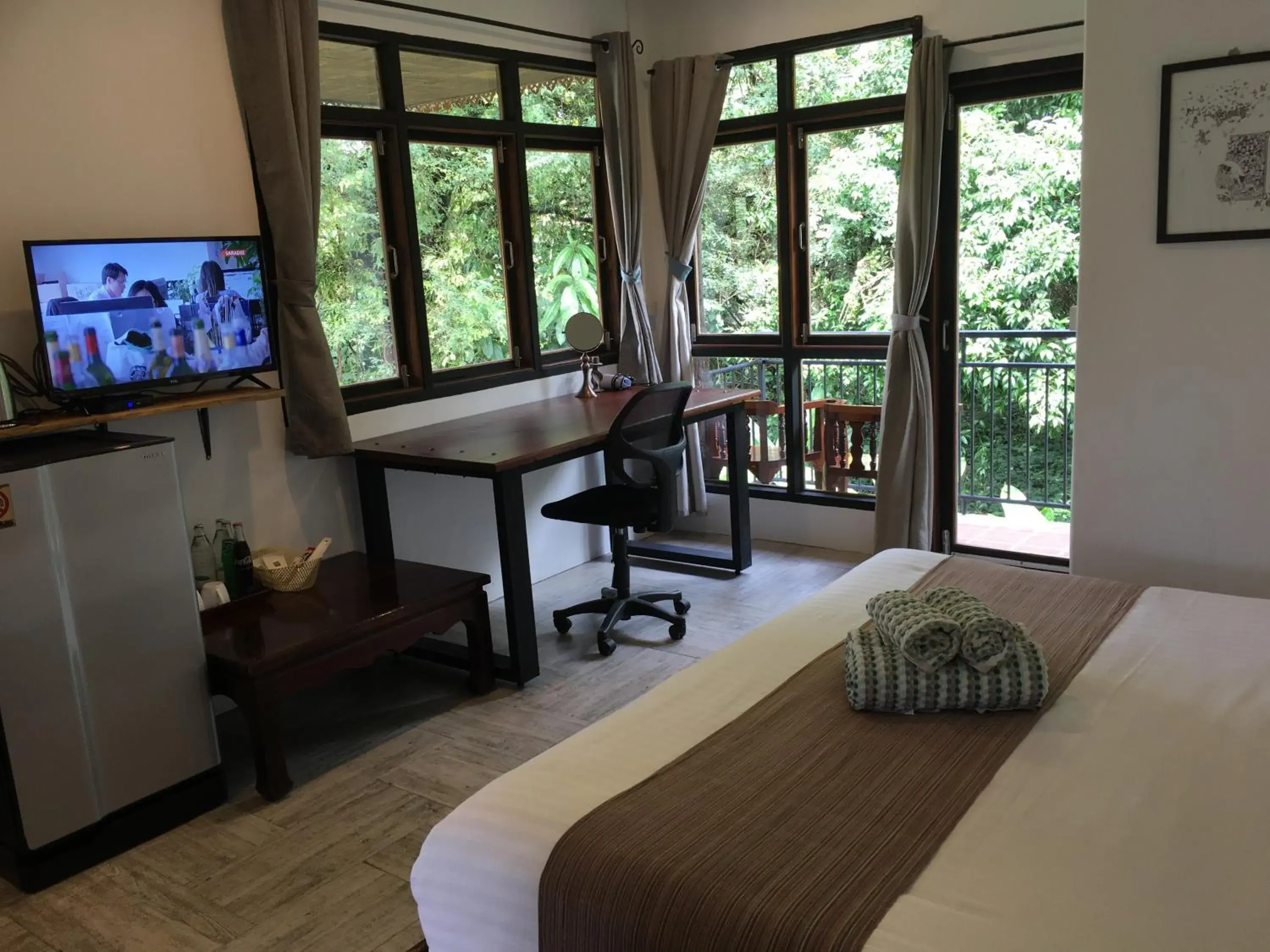 King Room with Garden View in Kingfisher House King Room with Garden View in Kingfisher House