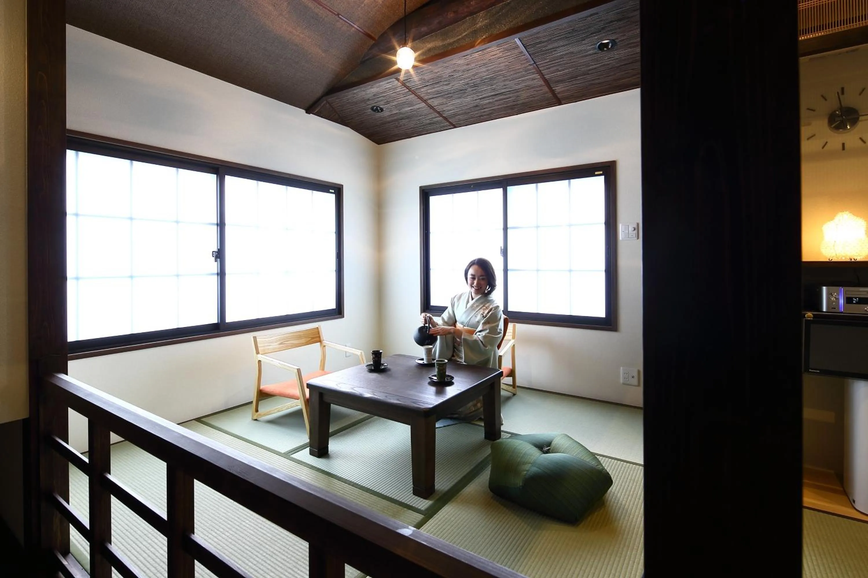 Staff in Machiya Kaemon