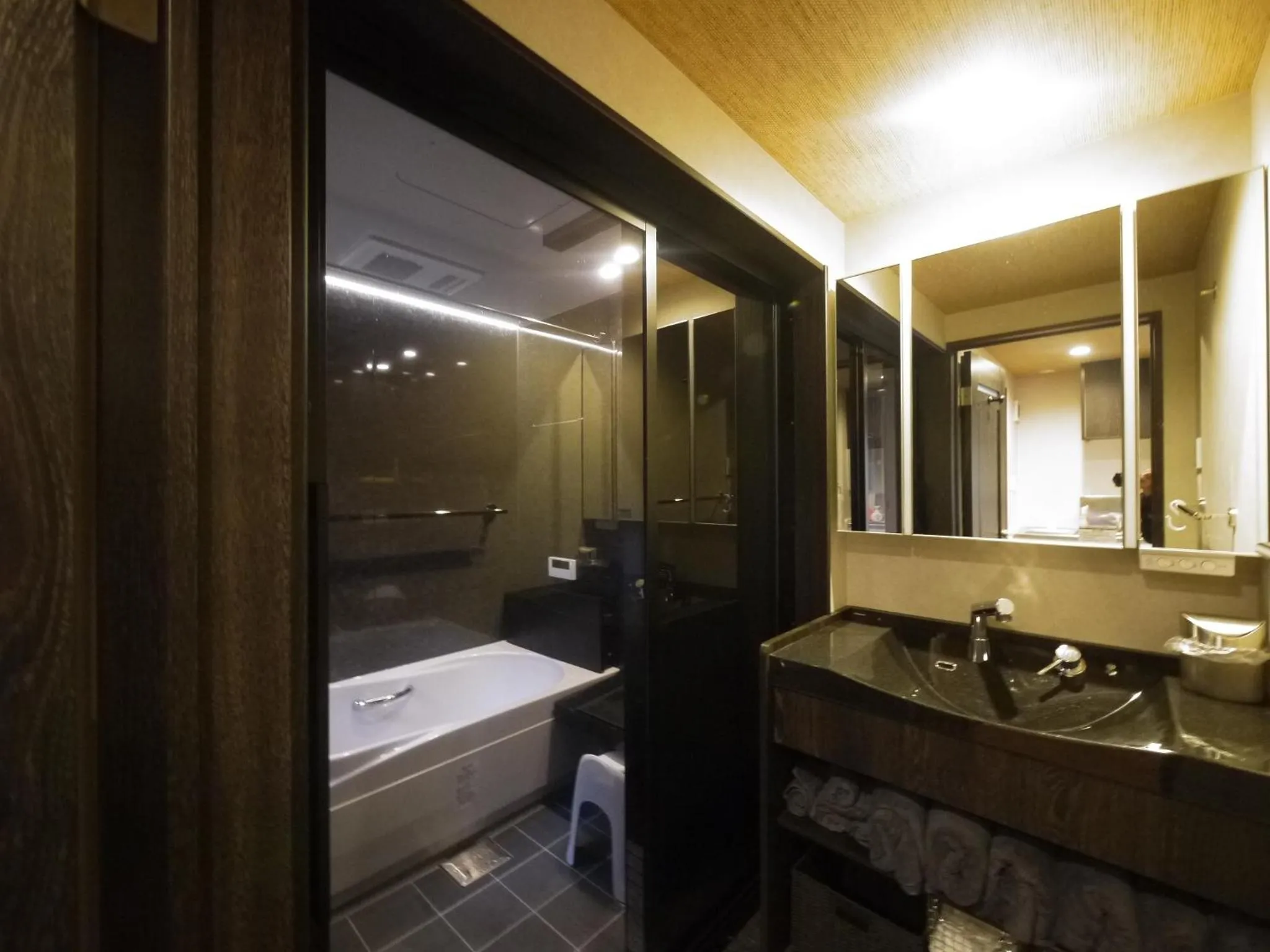 Bathroom in Machiya Kaemon