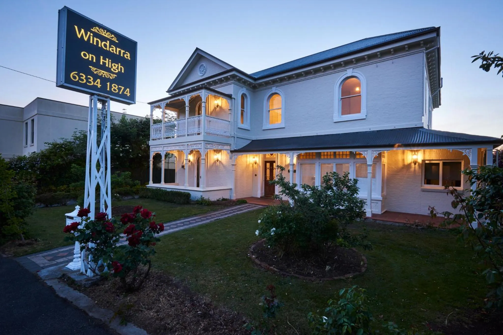 Property building in Windarra on High