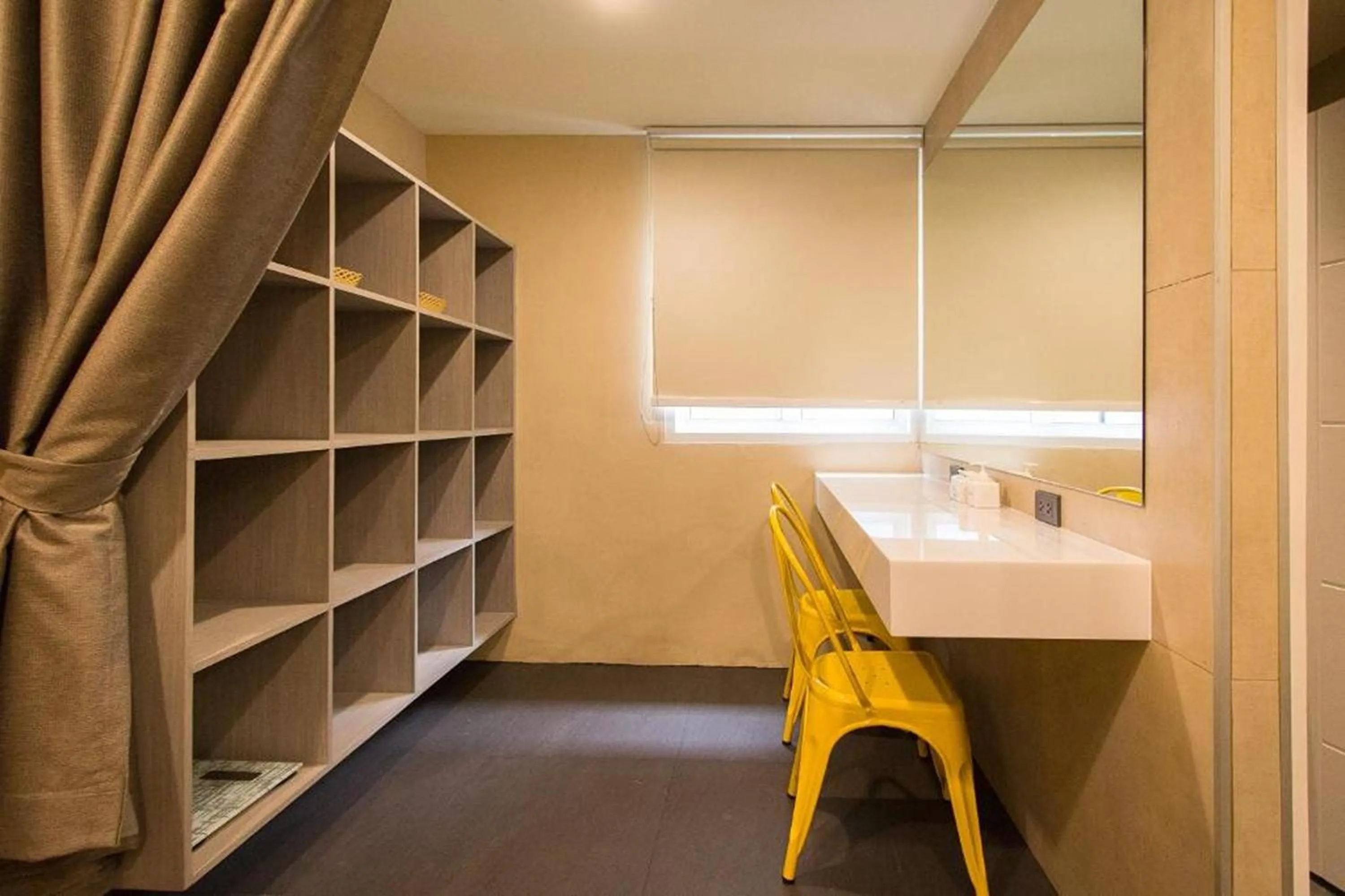 Bedroom in Lazy Sunday hostel