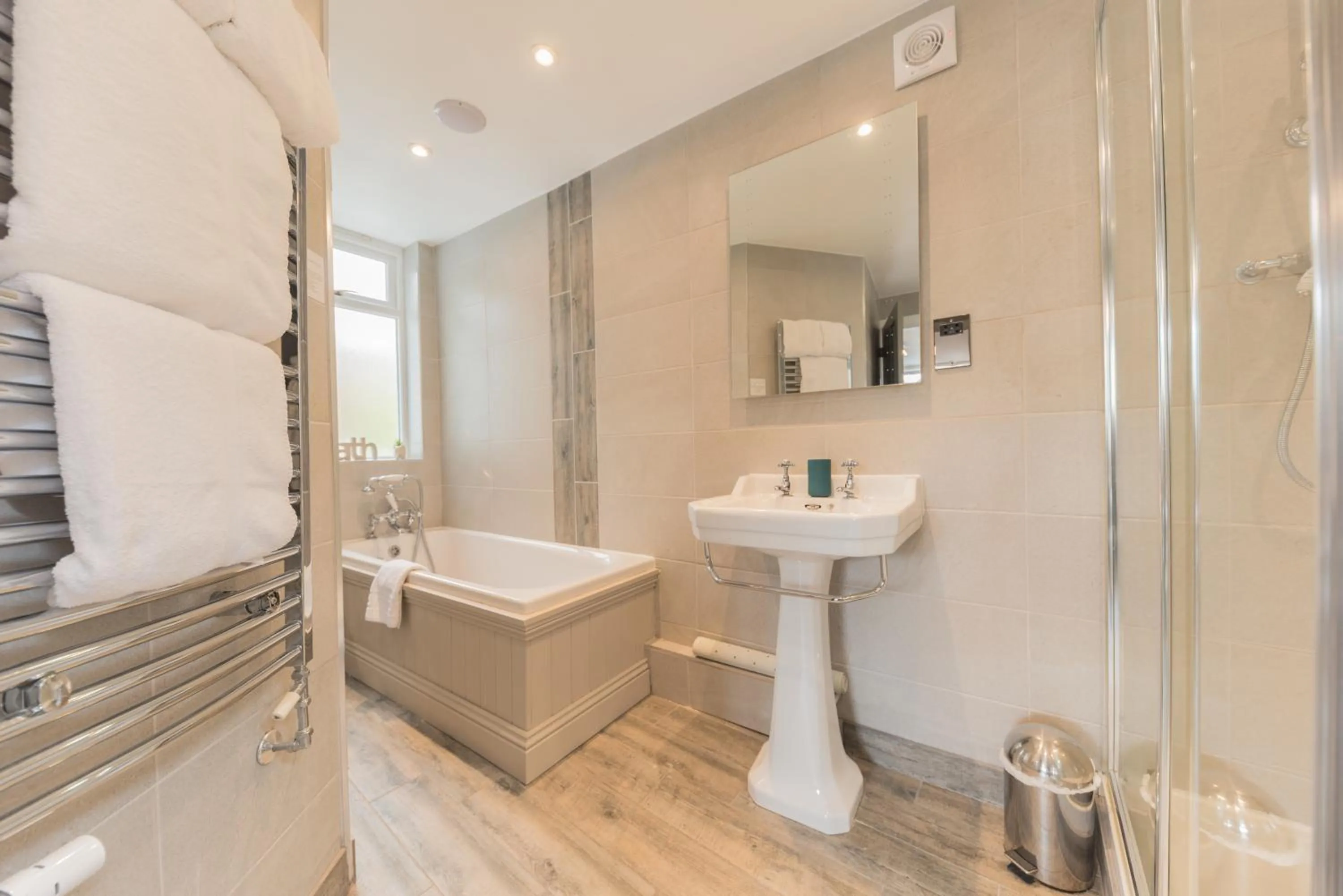 Bathroom in Heidi's Grasmere Lodge