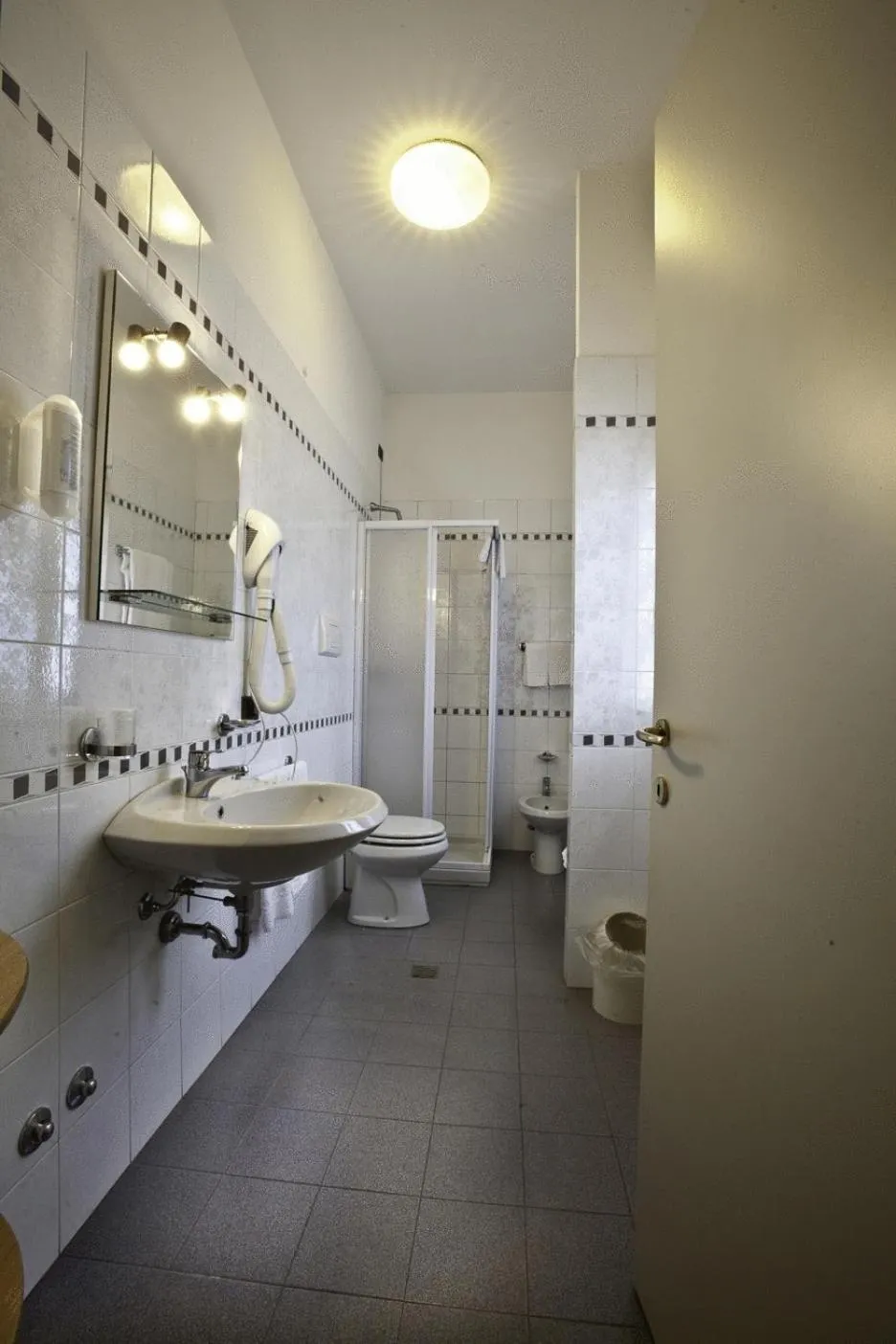 Bathroom in Hotel Nastro Azzurro