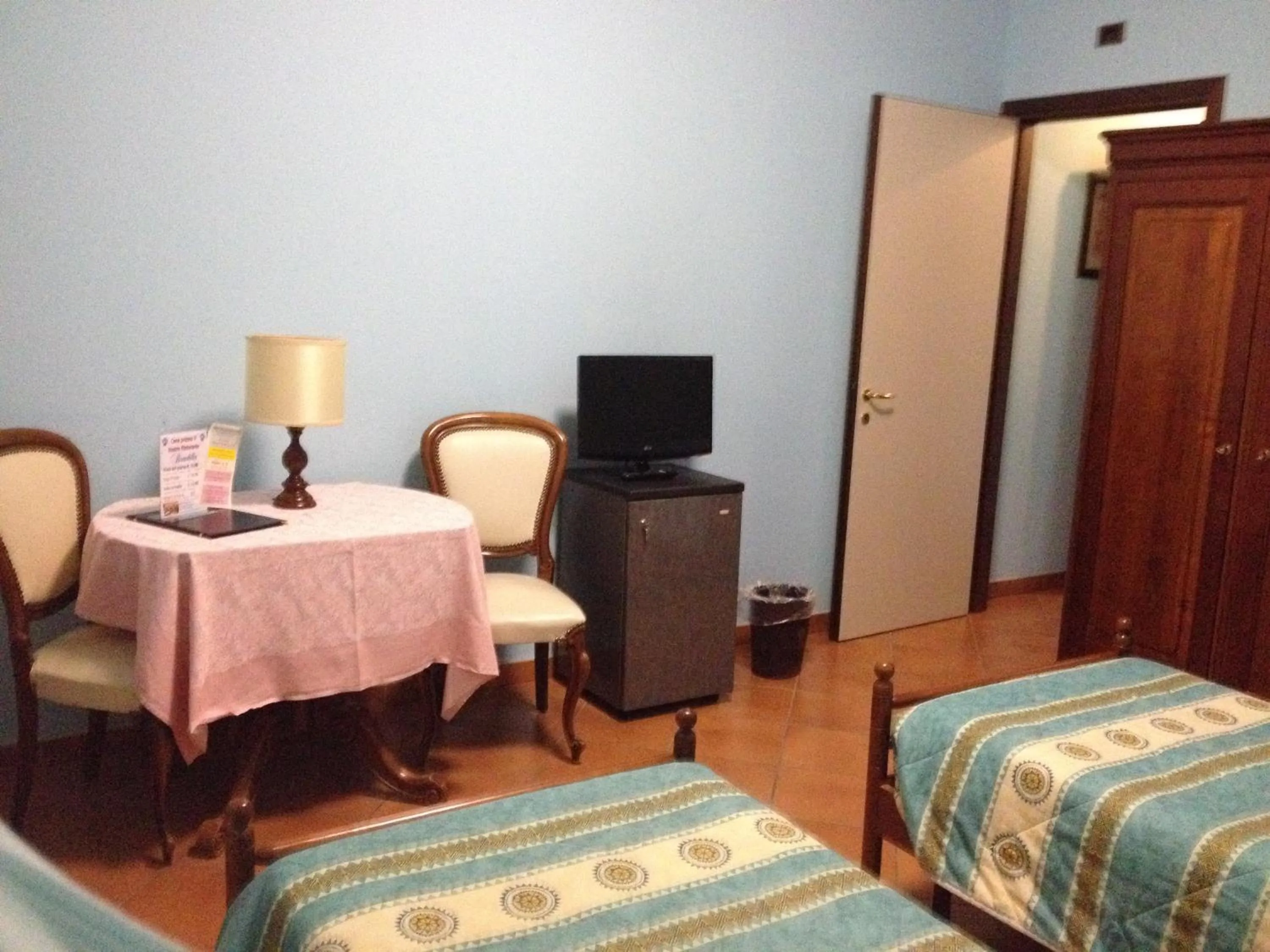 Decorative detail, Bed in Hotel Nastro Azzurro