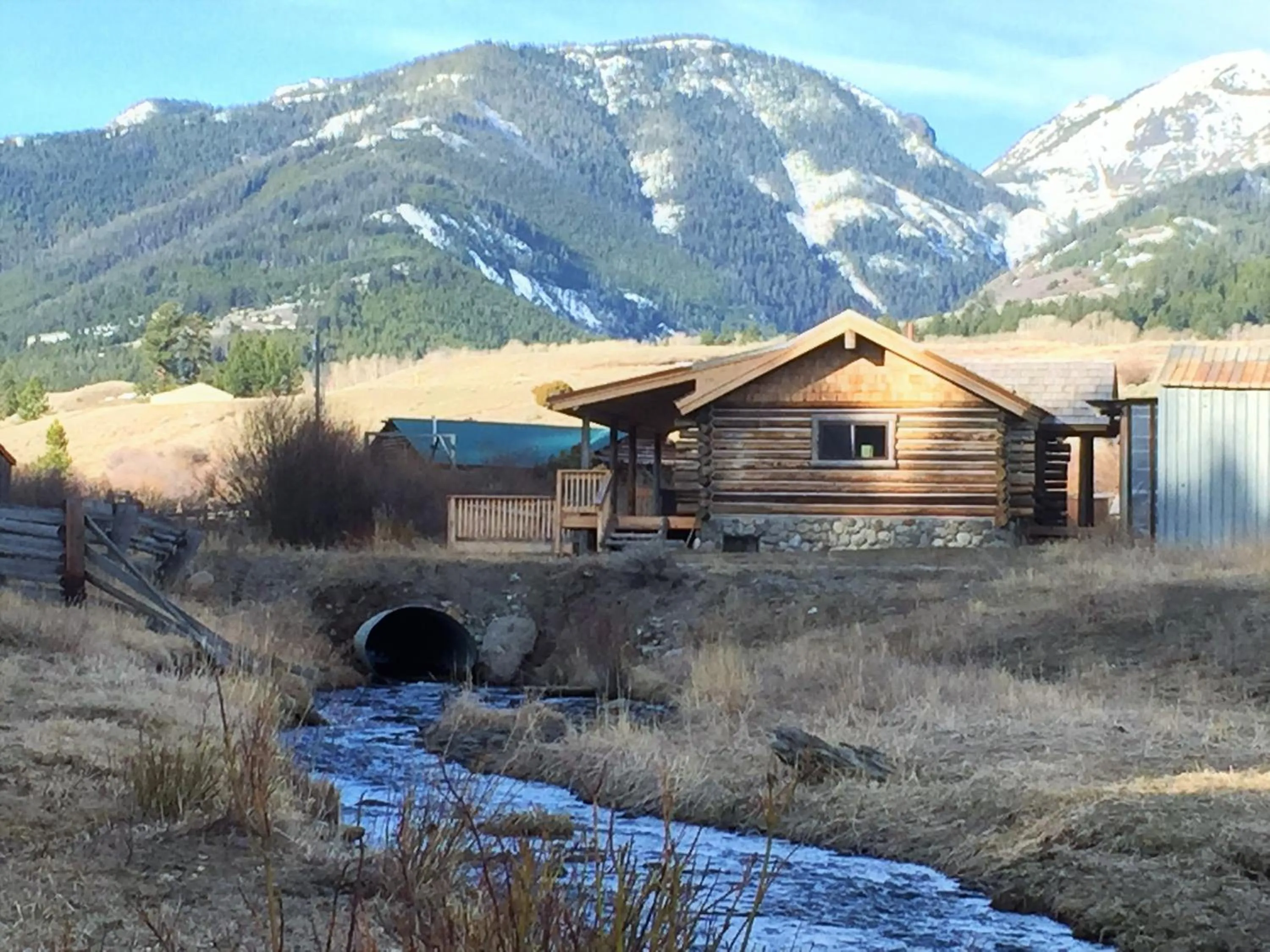Property building in Creek Cabin