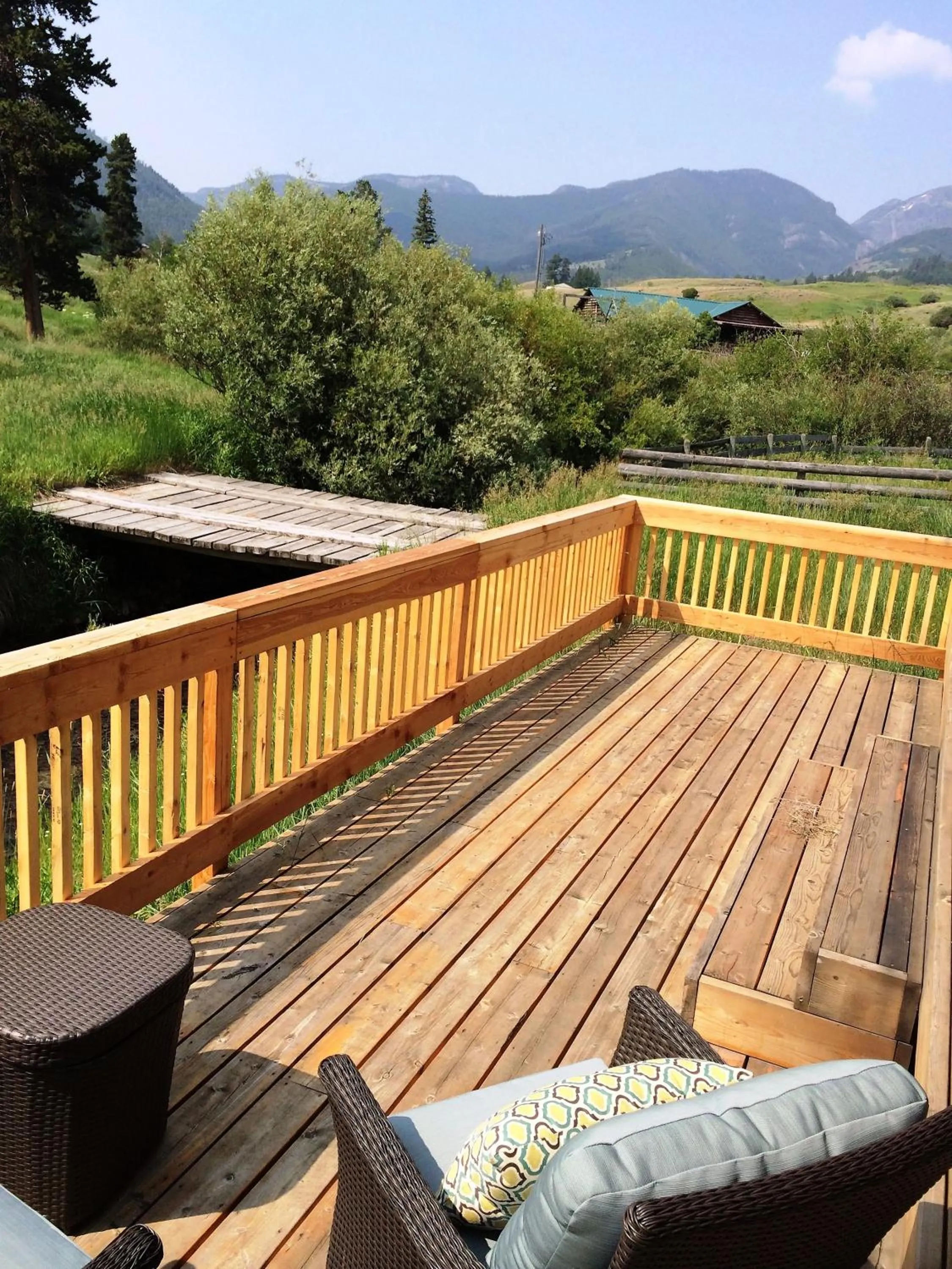 Property building in Creek Cabin