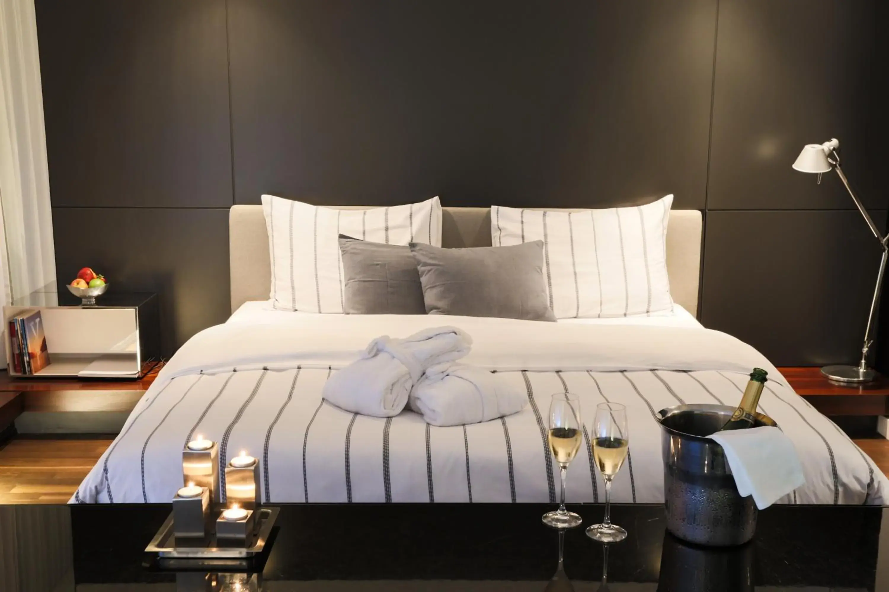 Design Double Room - Mountain Side in Marina Lachen Design Double Room - Mountain Side in Marina Lachen