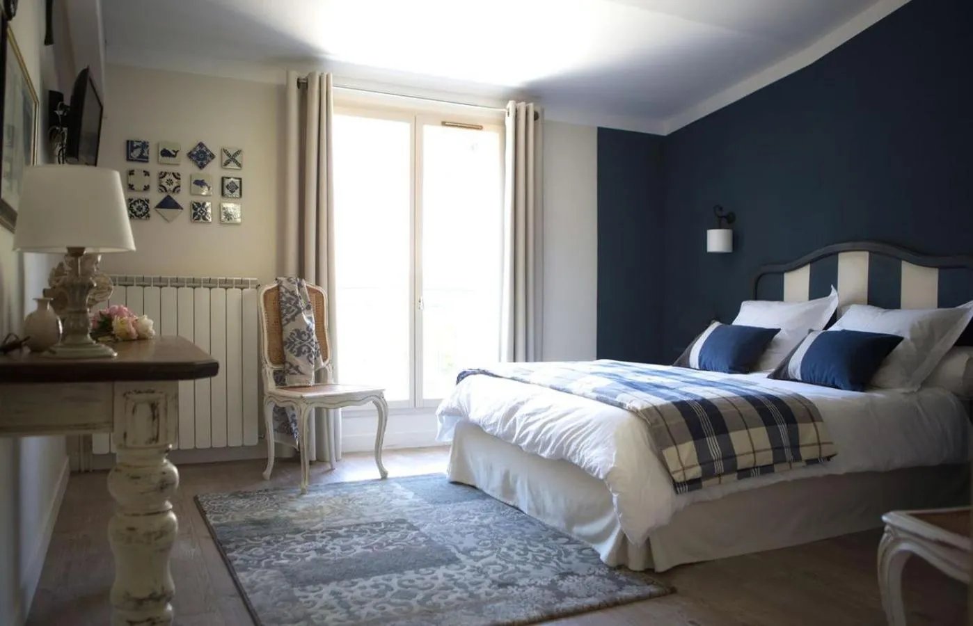 Bedroom, Bed in Les Jardins De La Livrée