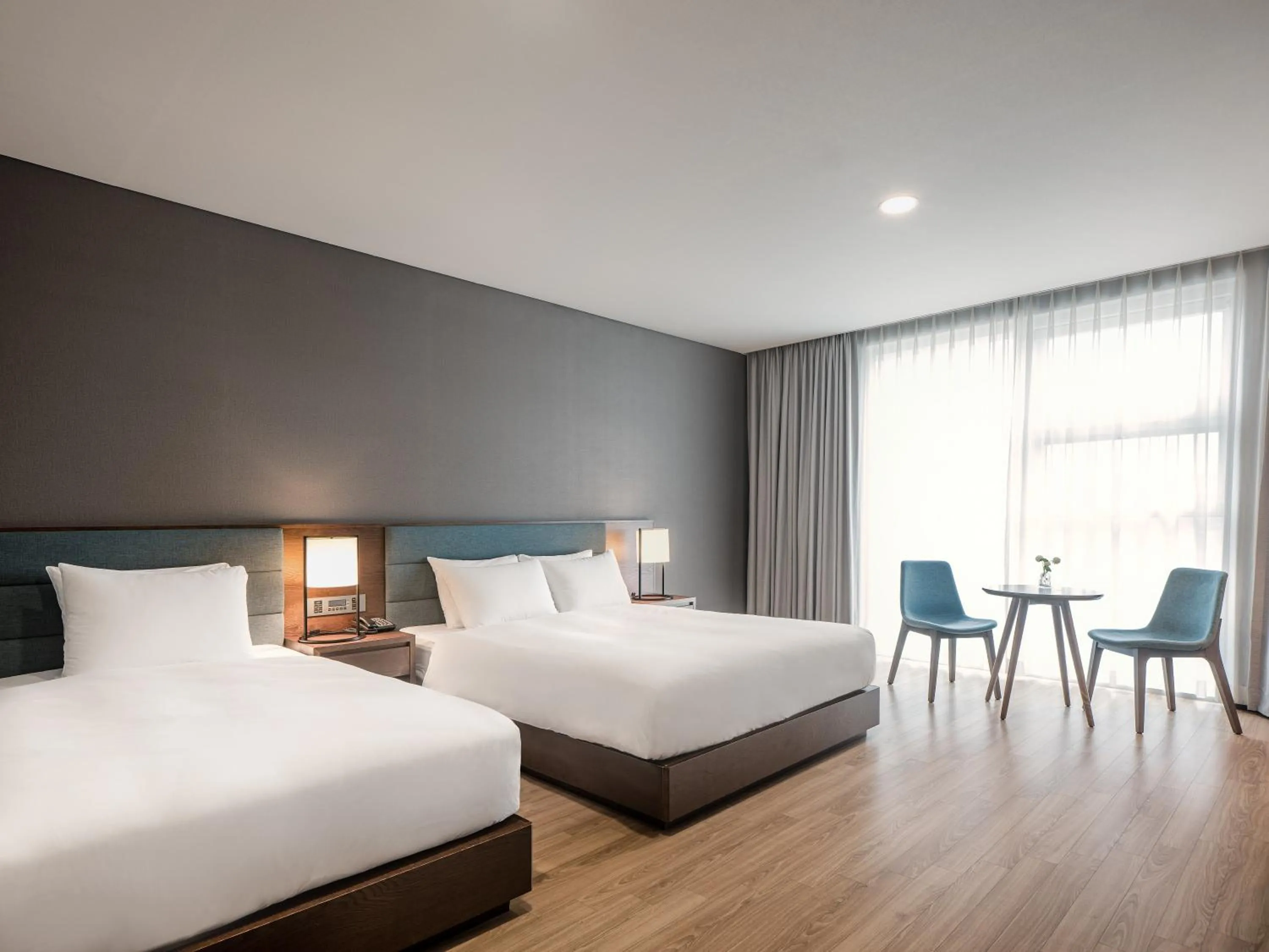 Bed in Hotel Tops 10