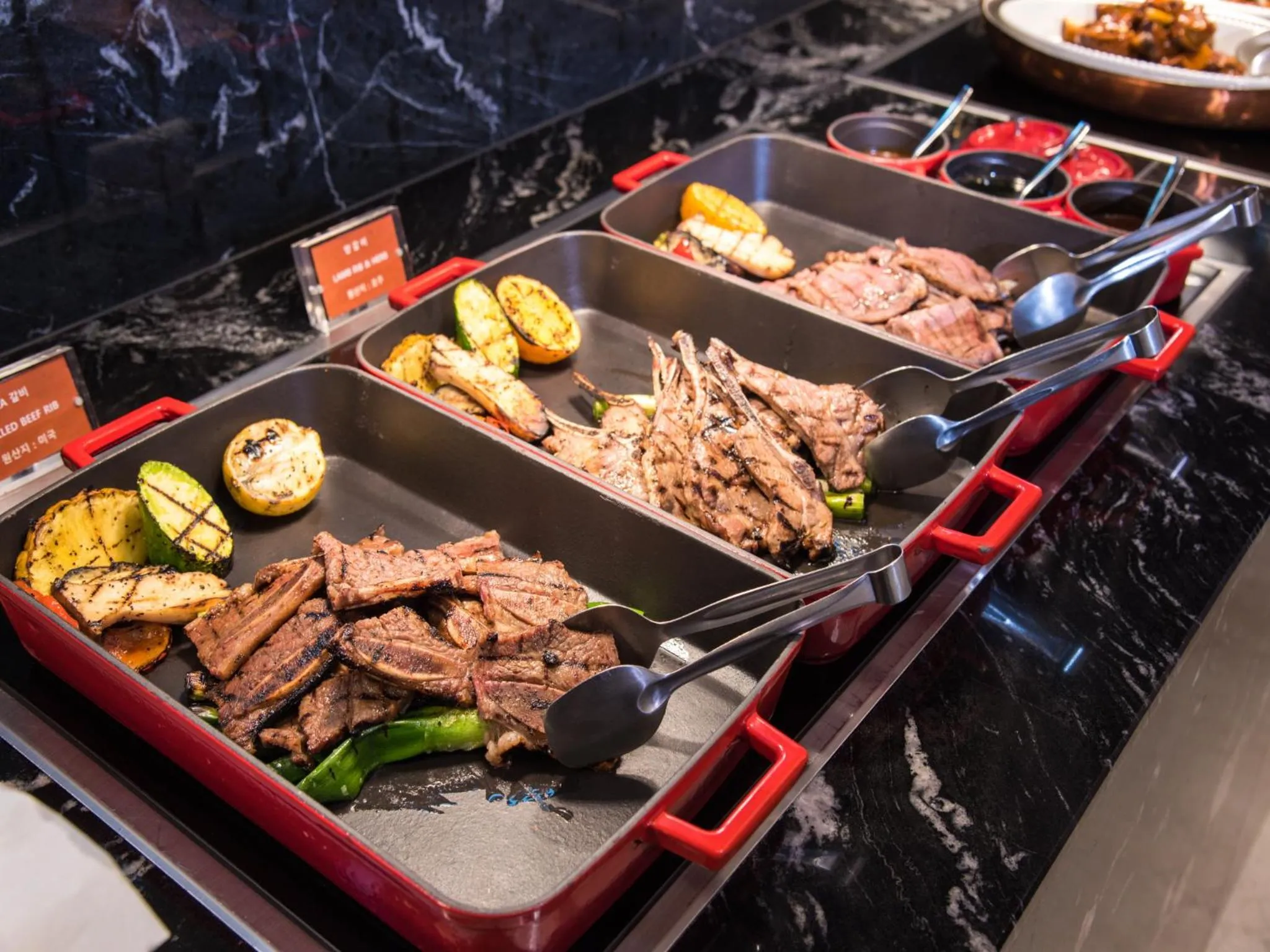 Food in Hotel Tops 10