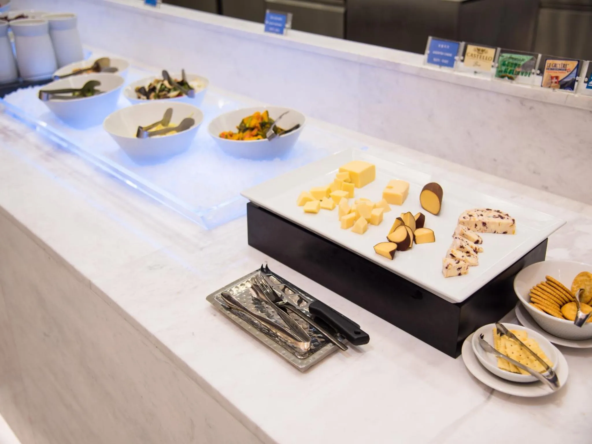 Buffet breakfast in Hotel Tops 10