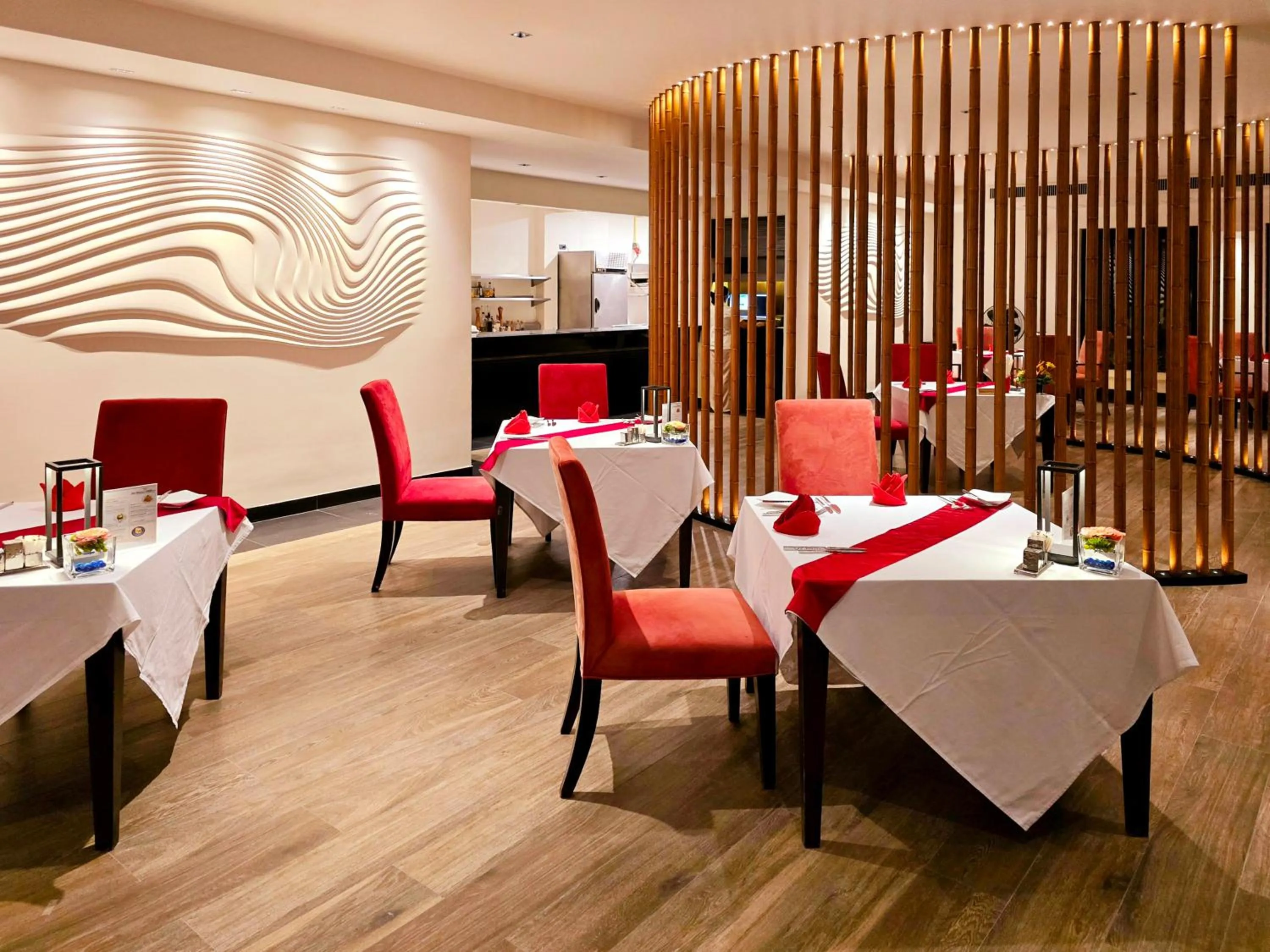 Restaurant/places to eat in The Racha