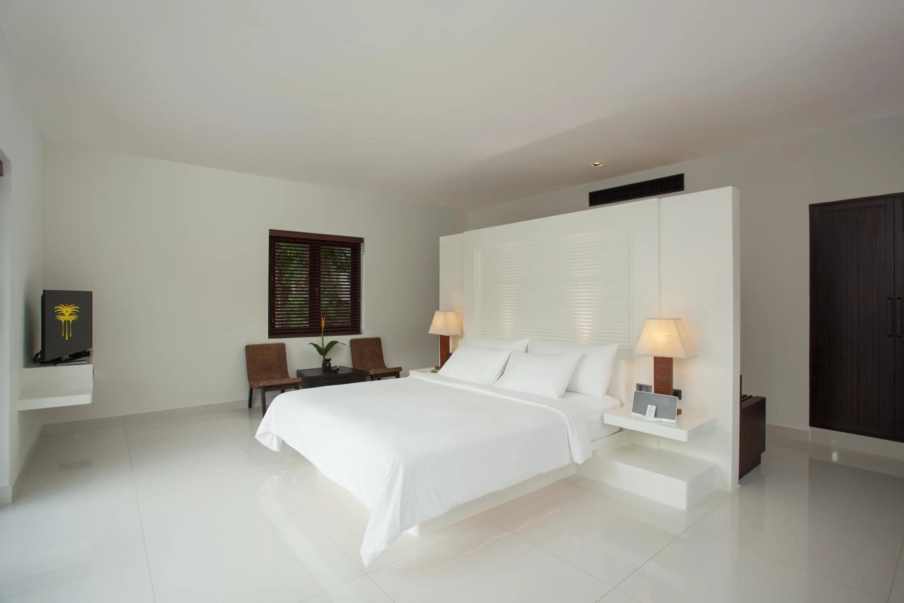 Bedroom, Bed in The Racha