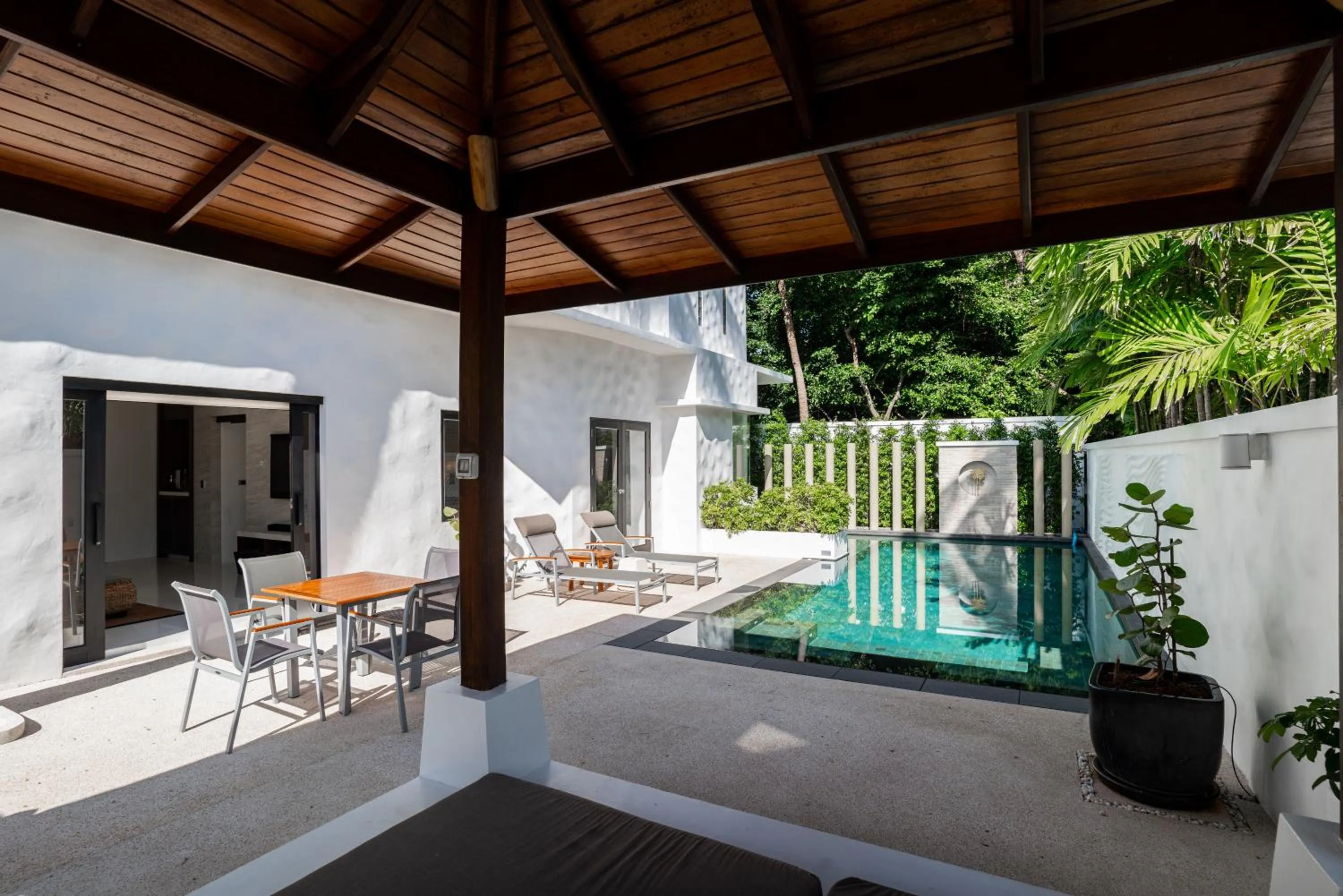 Swimming pool in The Racha