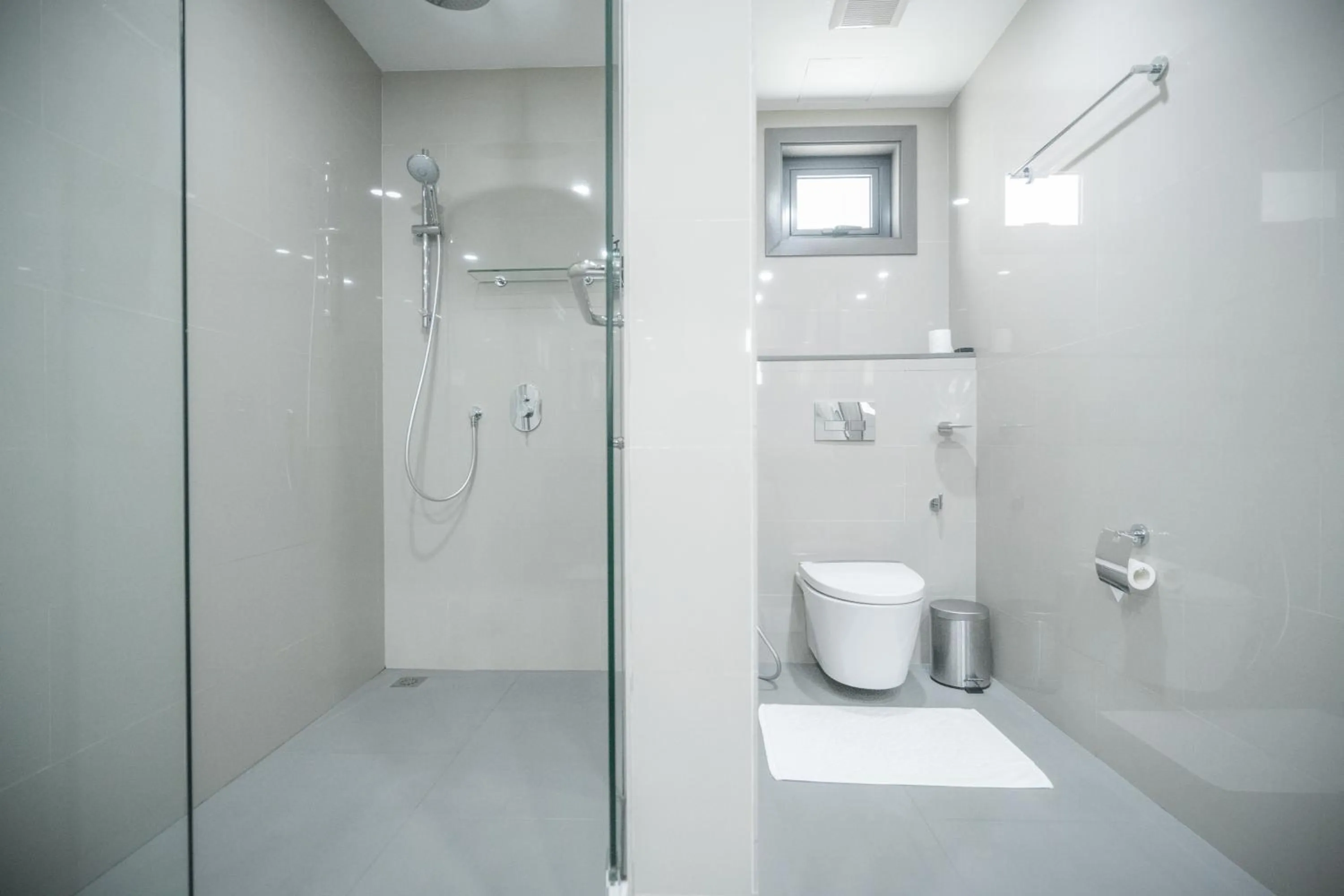 Shower in Maagiri Hotel