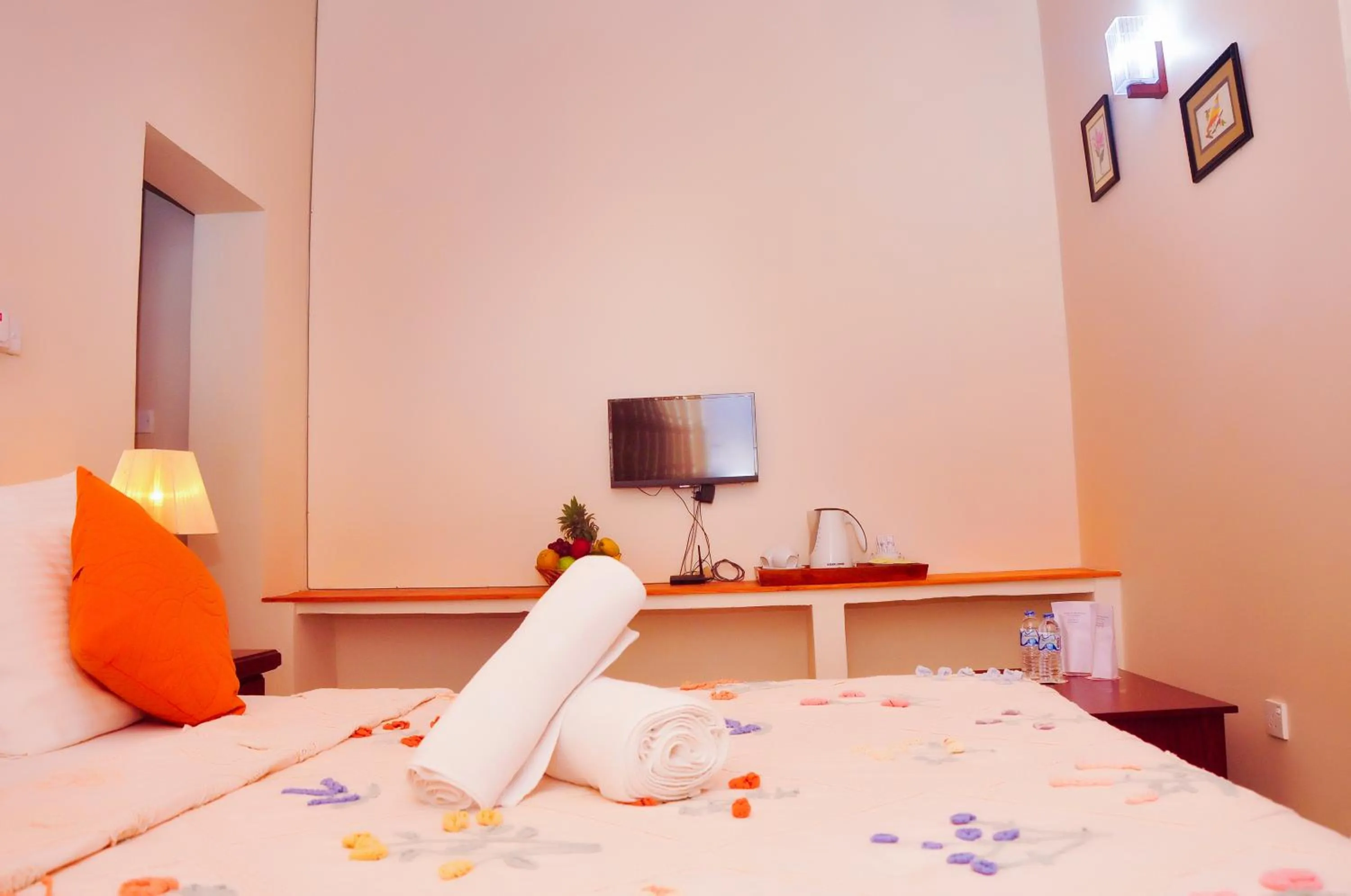 Bedroom, Bed in New Kandy Residence