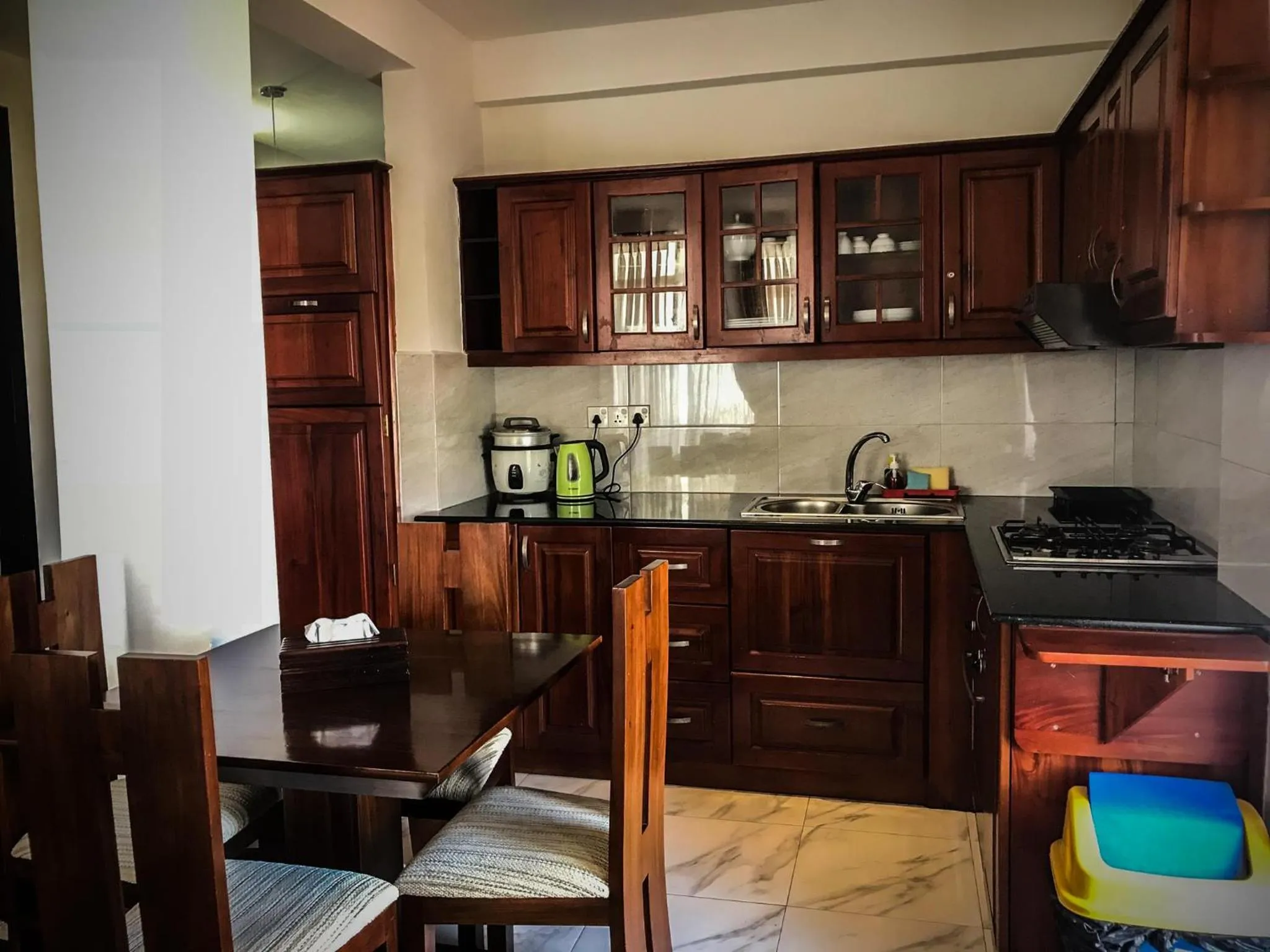 Kitchen or kitchenette in New Kandy Residence