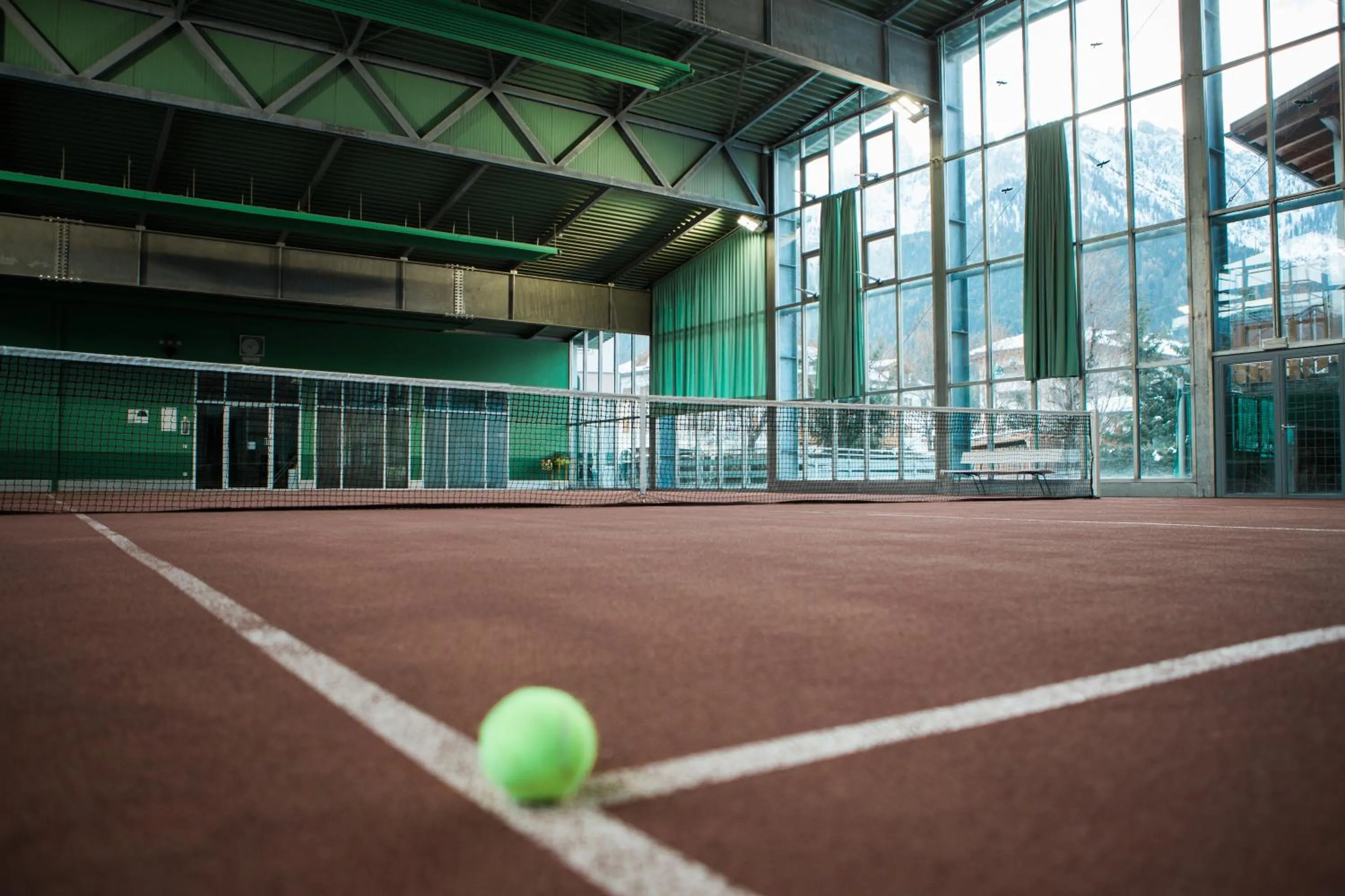 Tennis court in Hotel Union