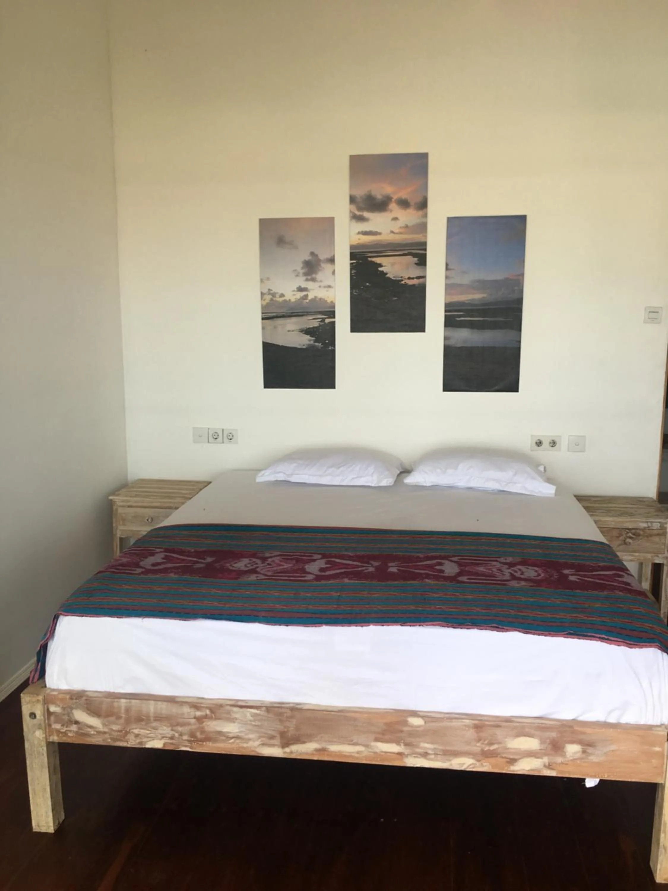 Bed in The Tree House Sumbawa