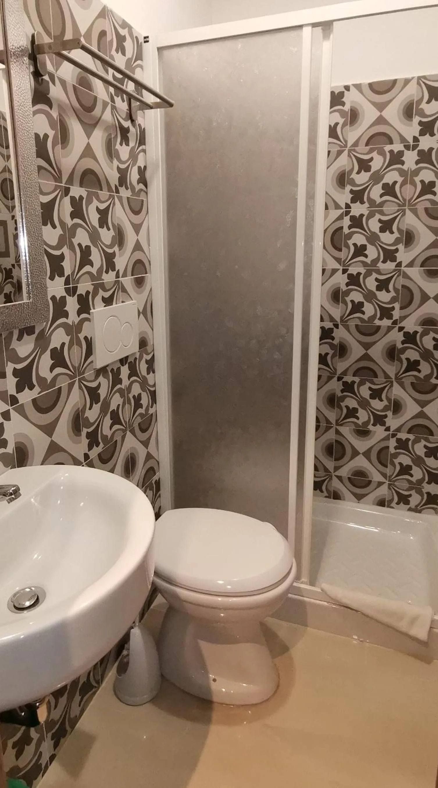 Bathroom in Sun Moon