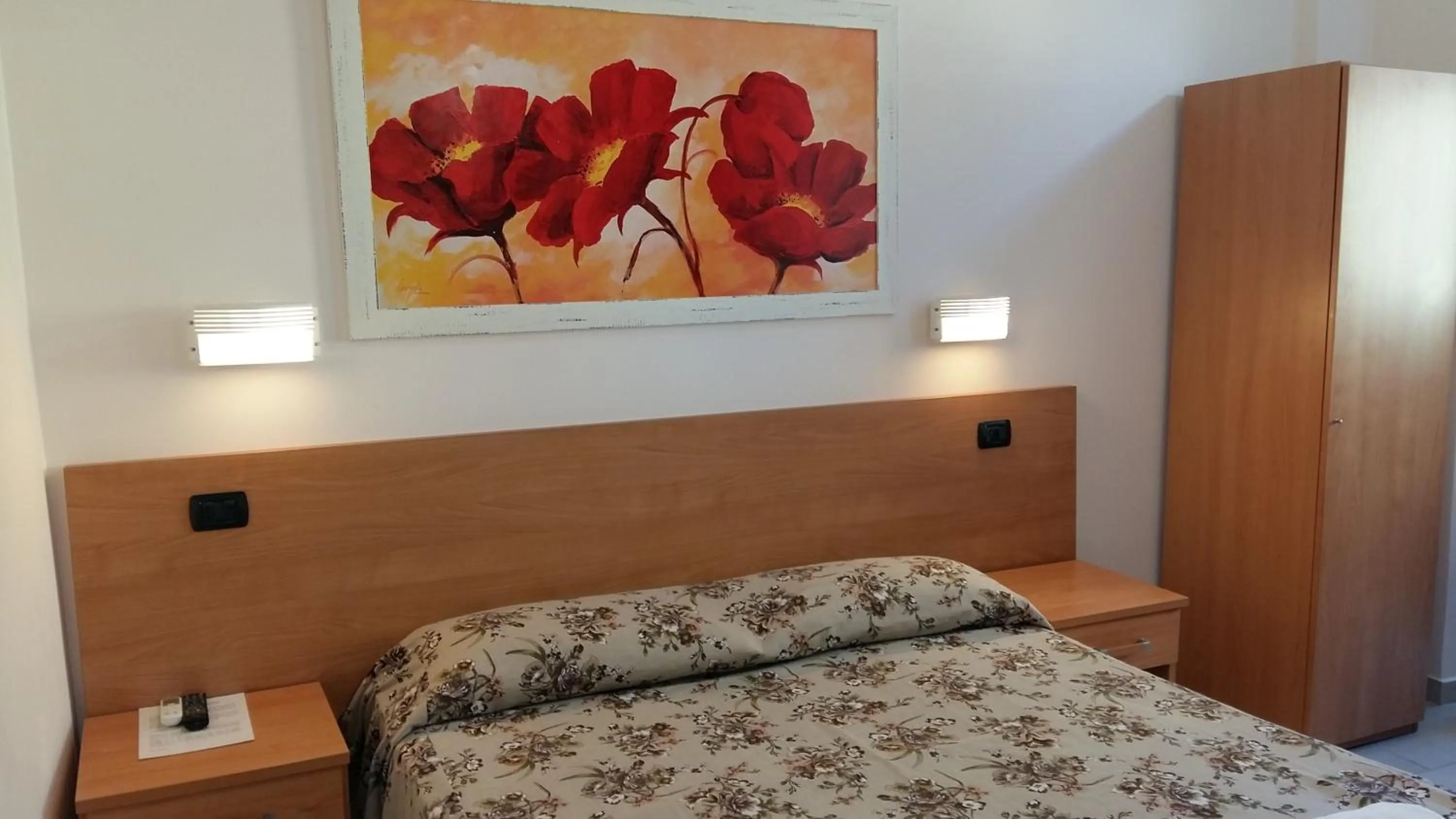 Other, Bed in Sun Moon